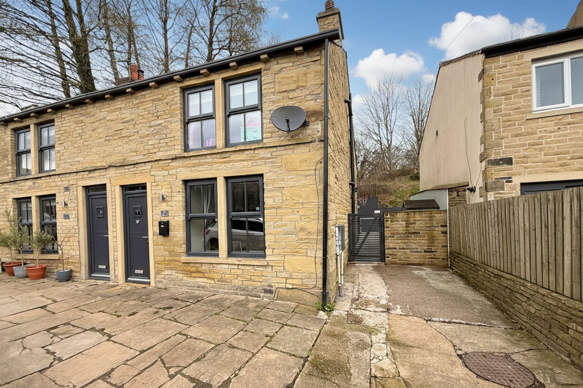 3 bed semi-detached house for sale in Cain Lane, Halifax 4