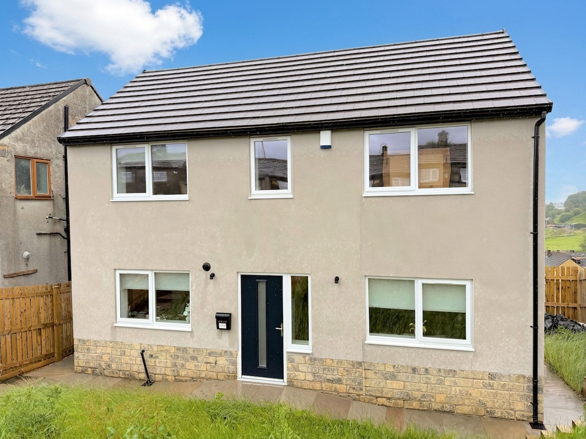 3 bed detached house for sale in Clough Lane, Halifax 28