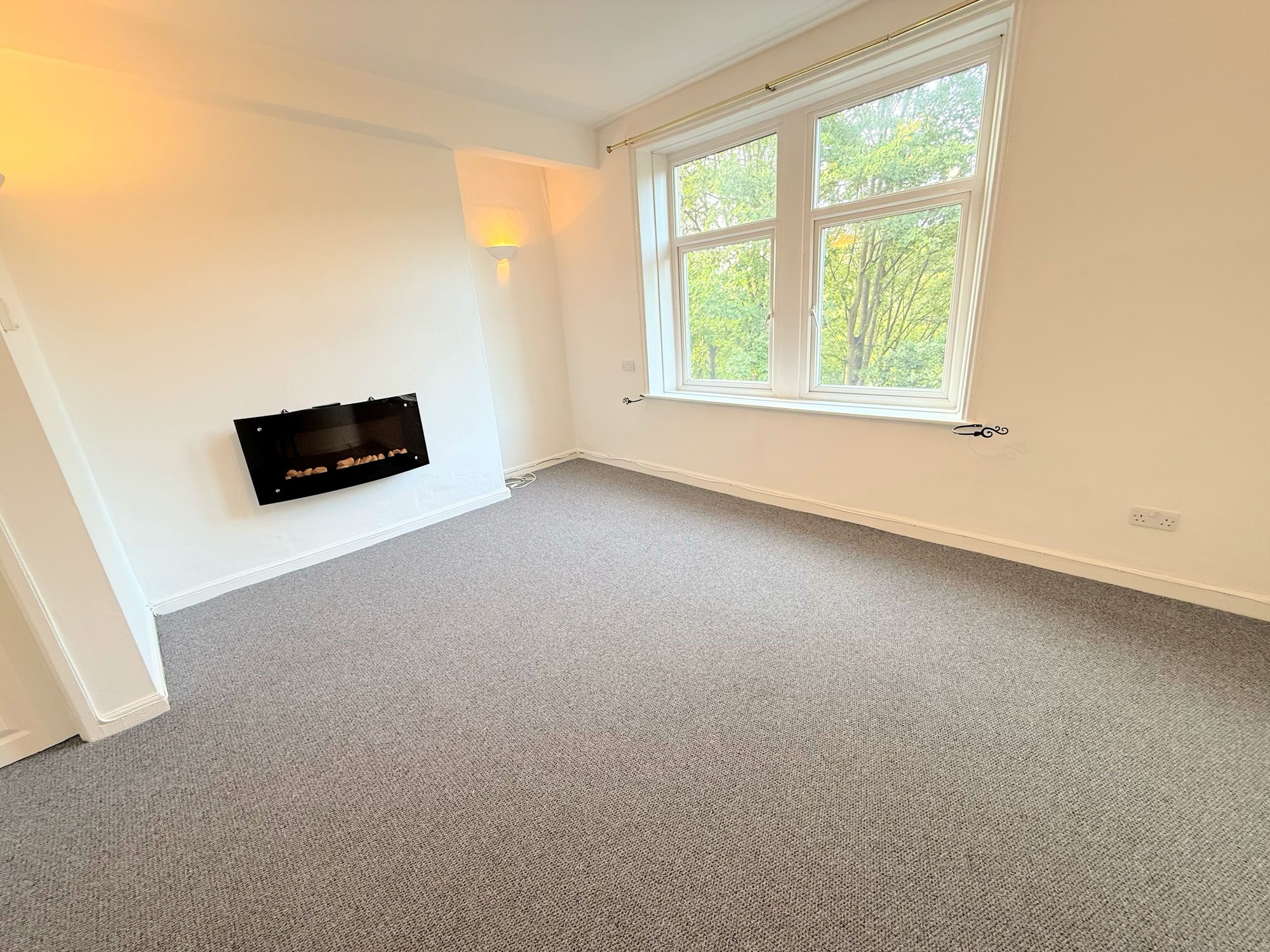3 bed mid-terraced house for sale in Whitegate Road, Halifax  - Property Image 8