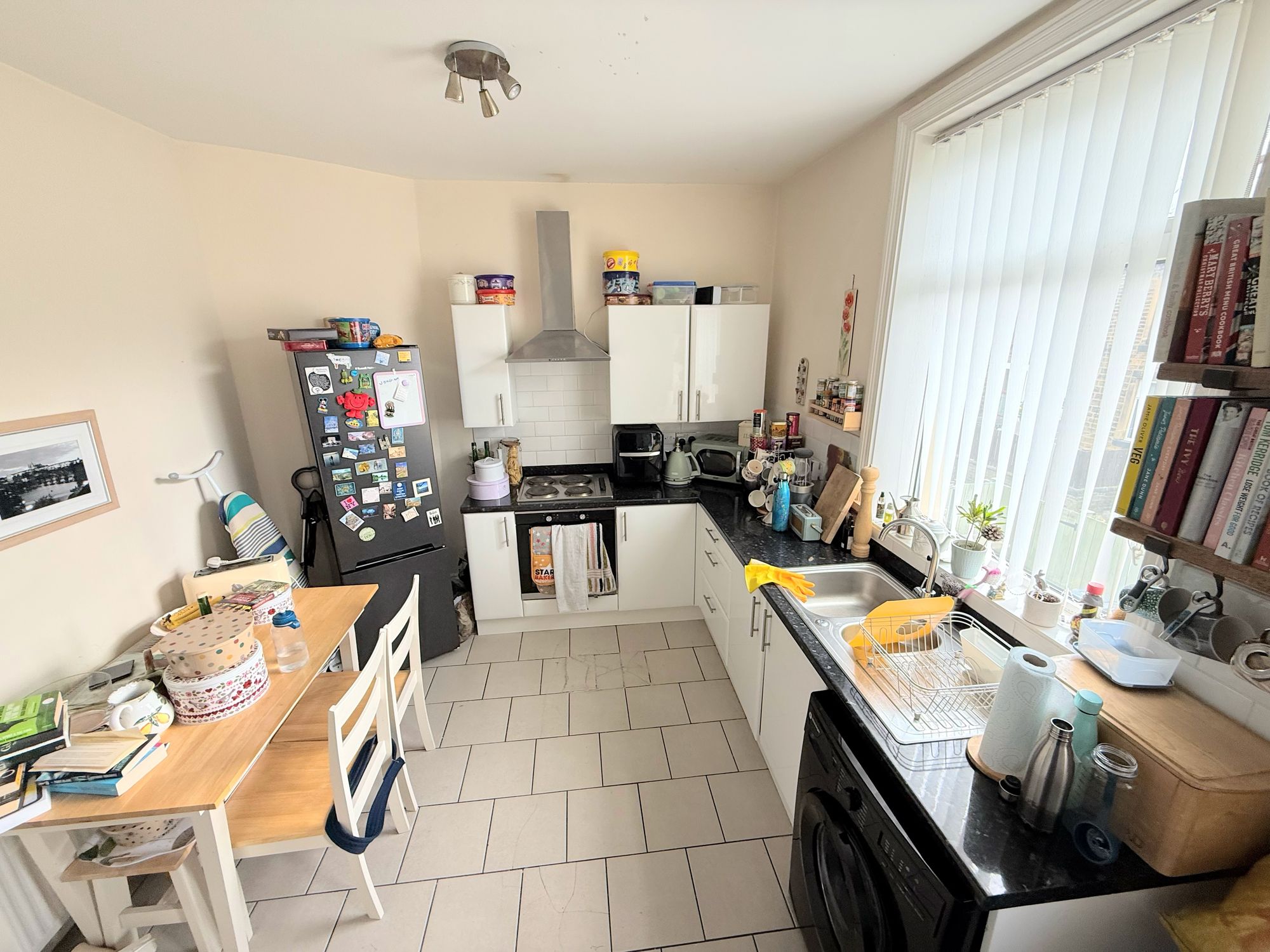 2 bed terraced house for sale in New Lane, Halifax  - Property Image 8