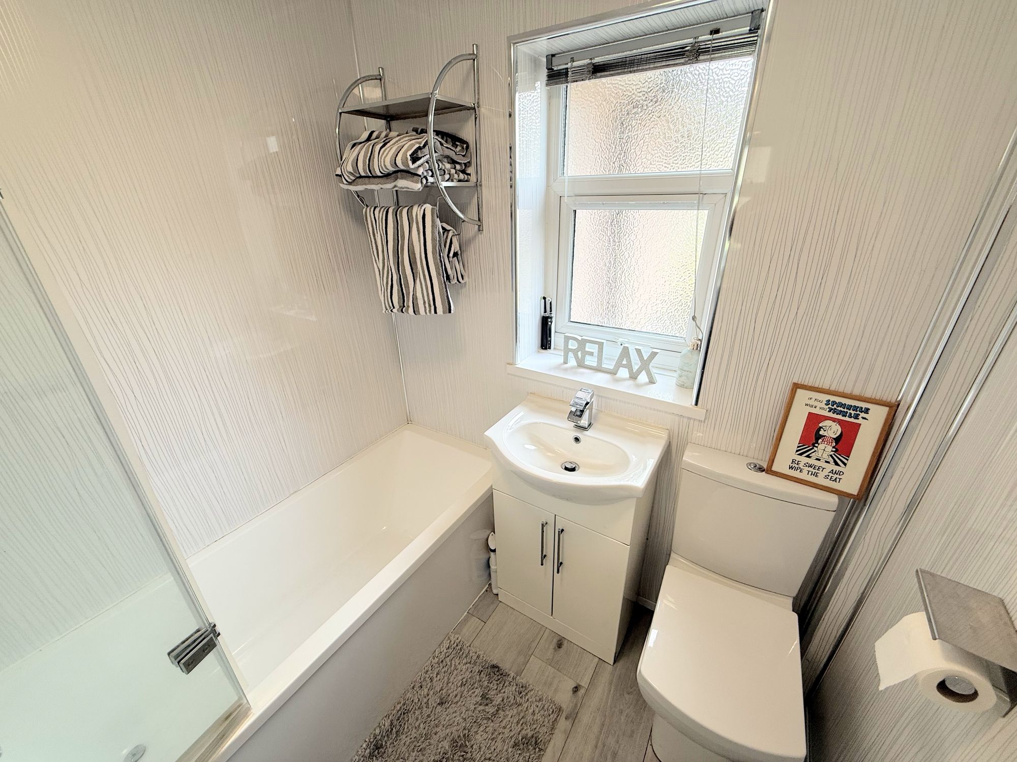 2 bed semi-detached bungalow for sale in Meadow Lane, Halifax 12
