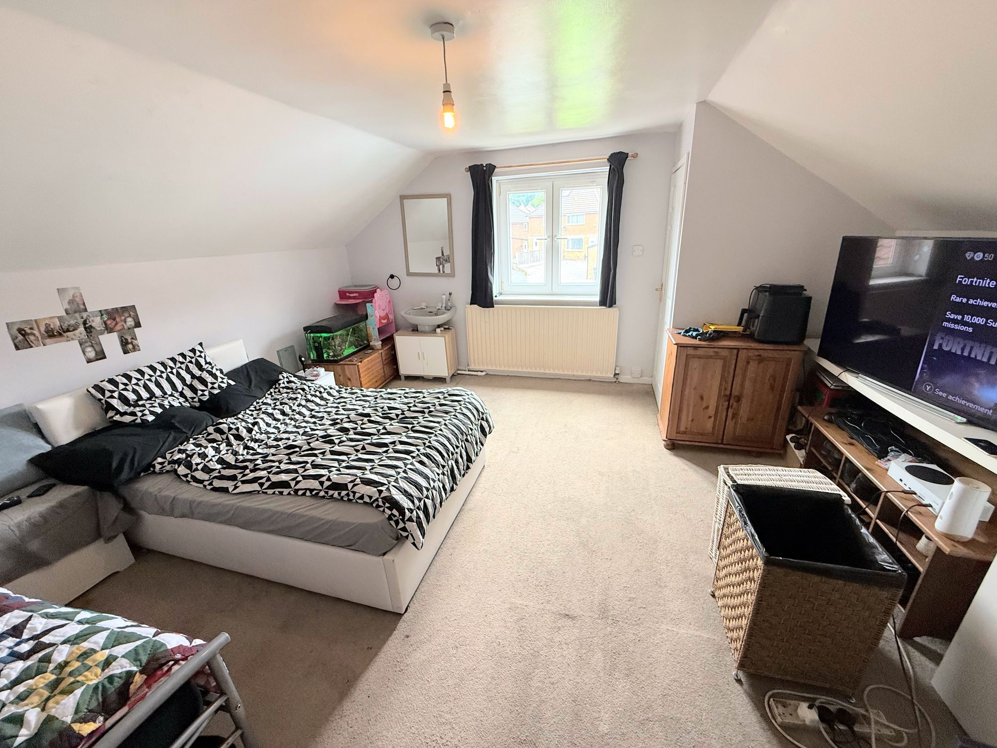 2 bed semi-detached bungalow for sale in Meadow Lane, Halifax 14
