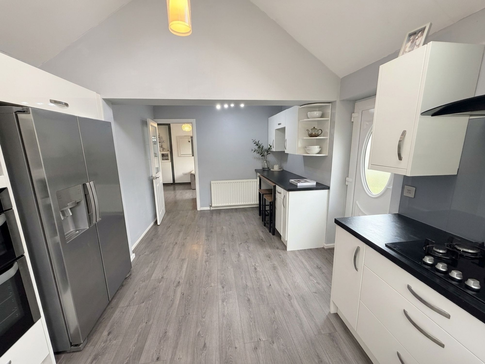 2 bed semi-detached bungalow for sale in Meadow Lane, Halifax  - Property Image 9