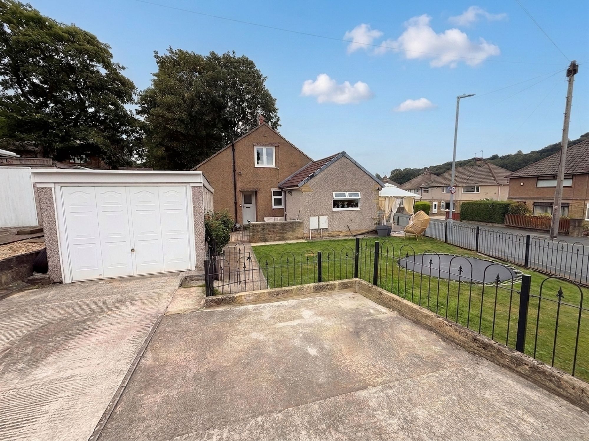 2 bed semi-detached bungalow for sale in Meadow Lane, Halifax  - Property Image 17