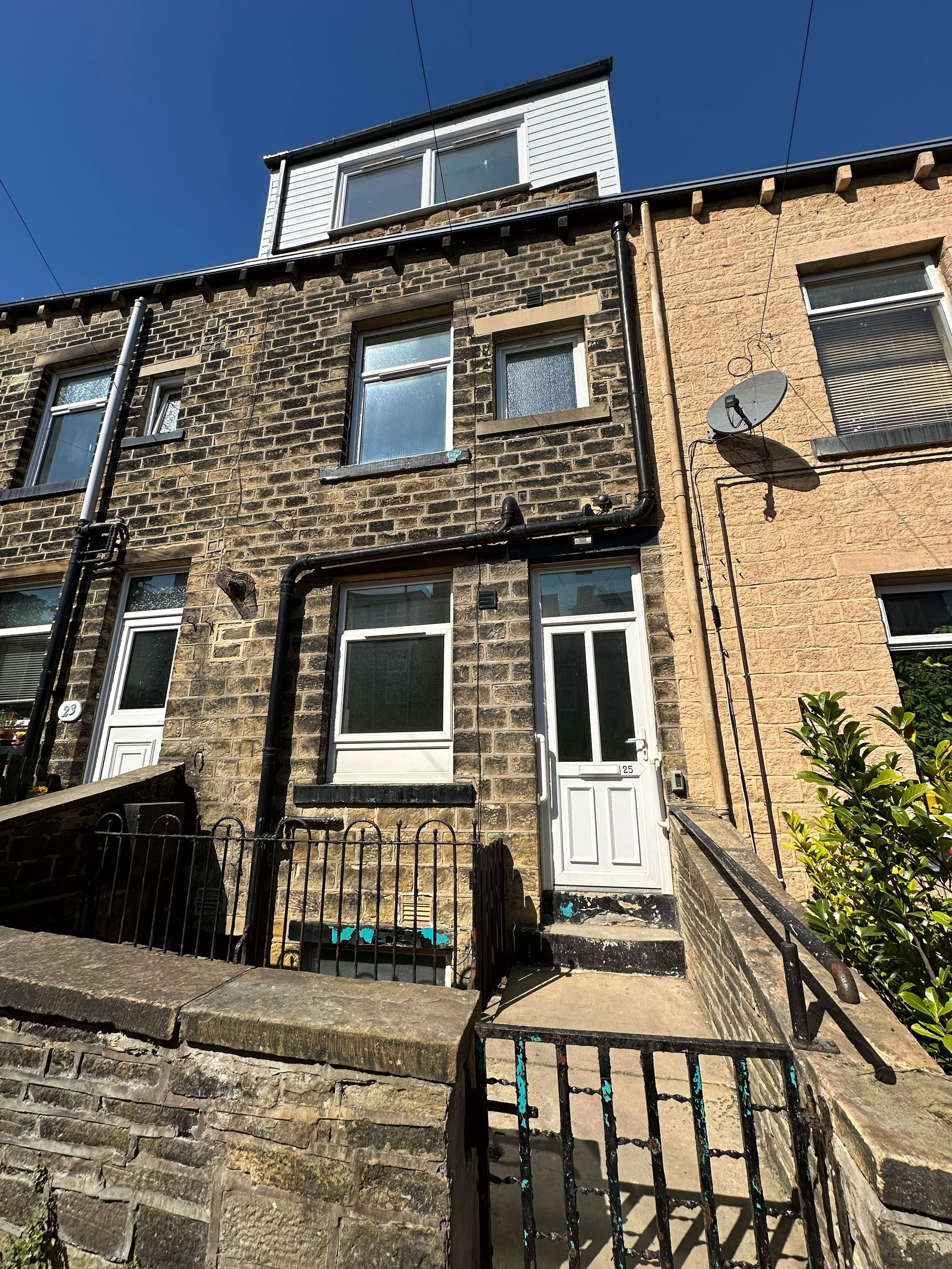 4 bed mid-terraced house to rent in Boston Street, Sowerby Bridge  - Property Image 4