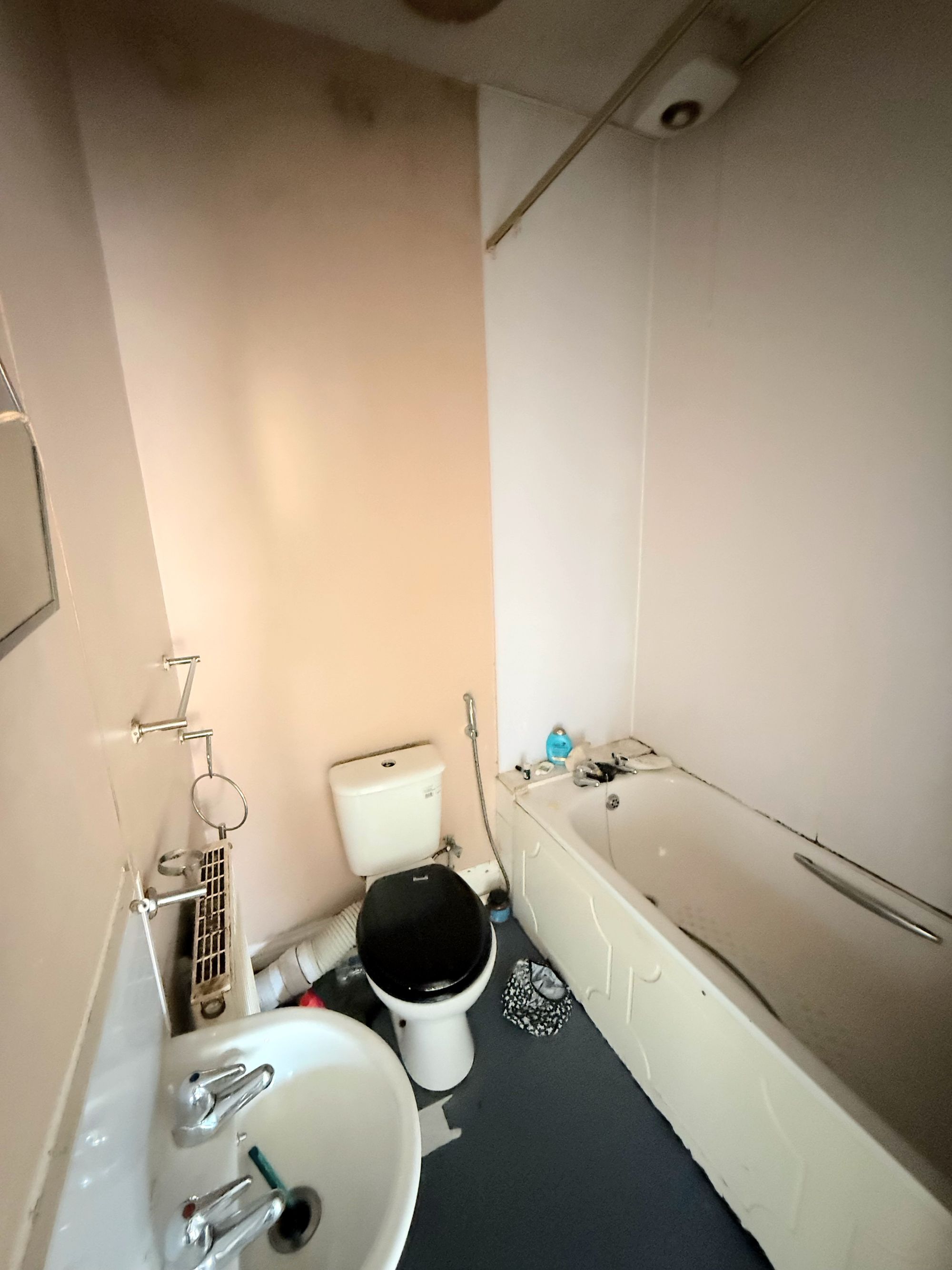 3 bed end of terrace house for sale in Newstead Heath, Halifax  - Property Image 16