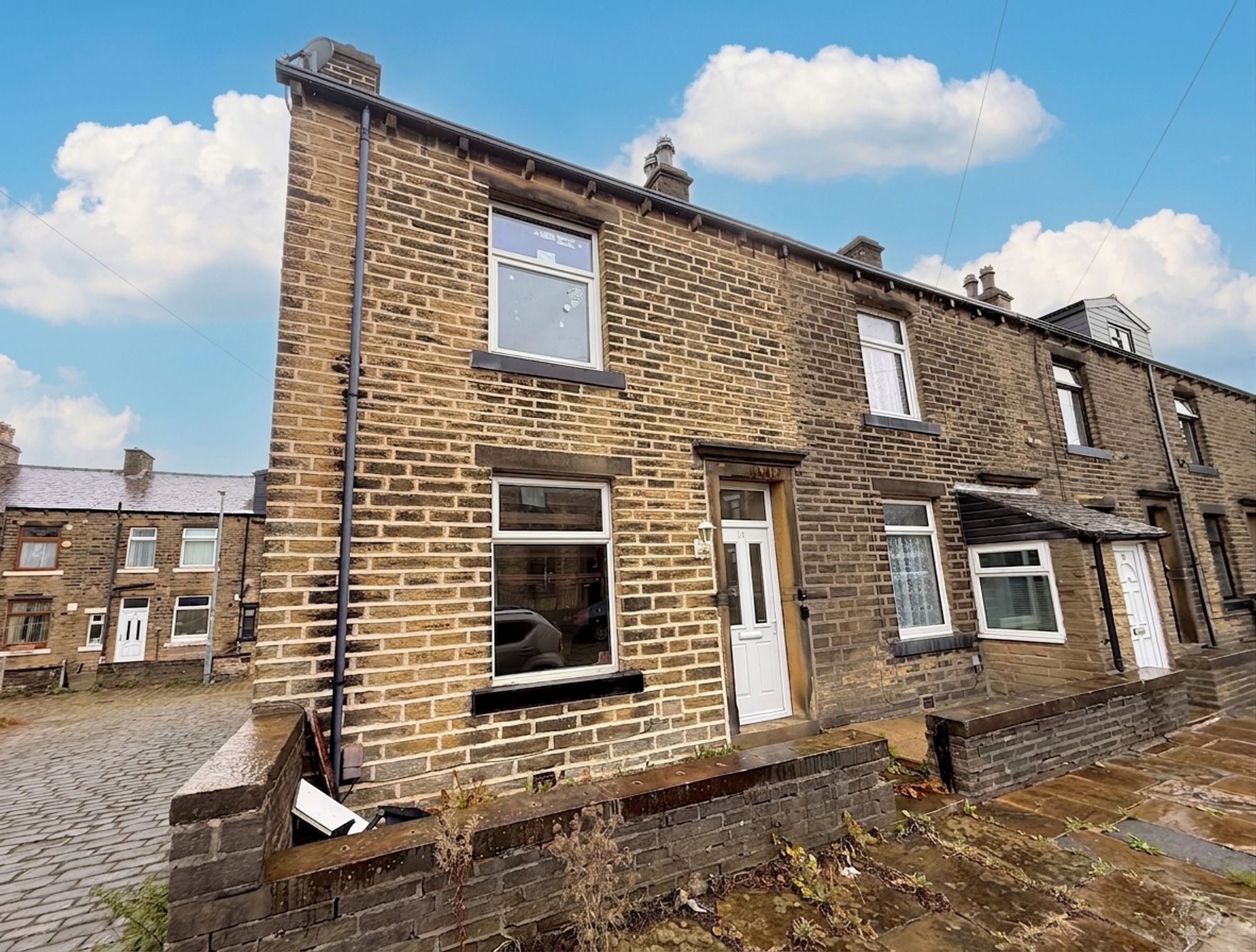 3 bed end of terrace house for sale in Newstead Heath, Halifax 4