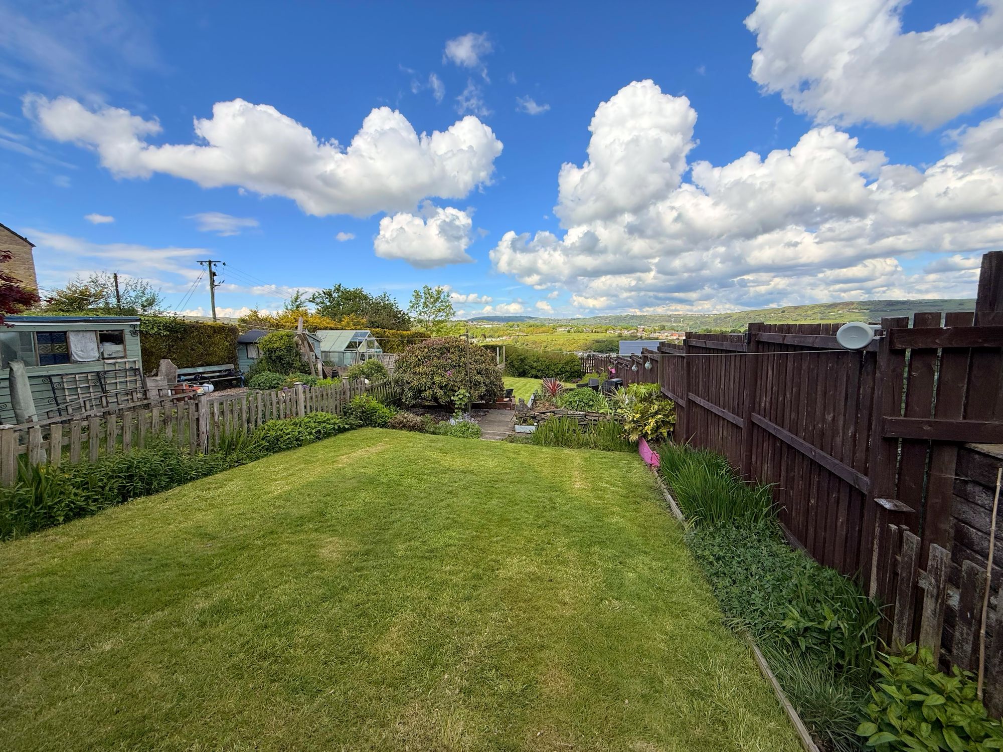 2 bed semi-detached house for sale in Moor End Road, Halifax 19