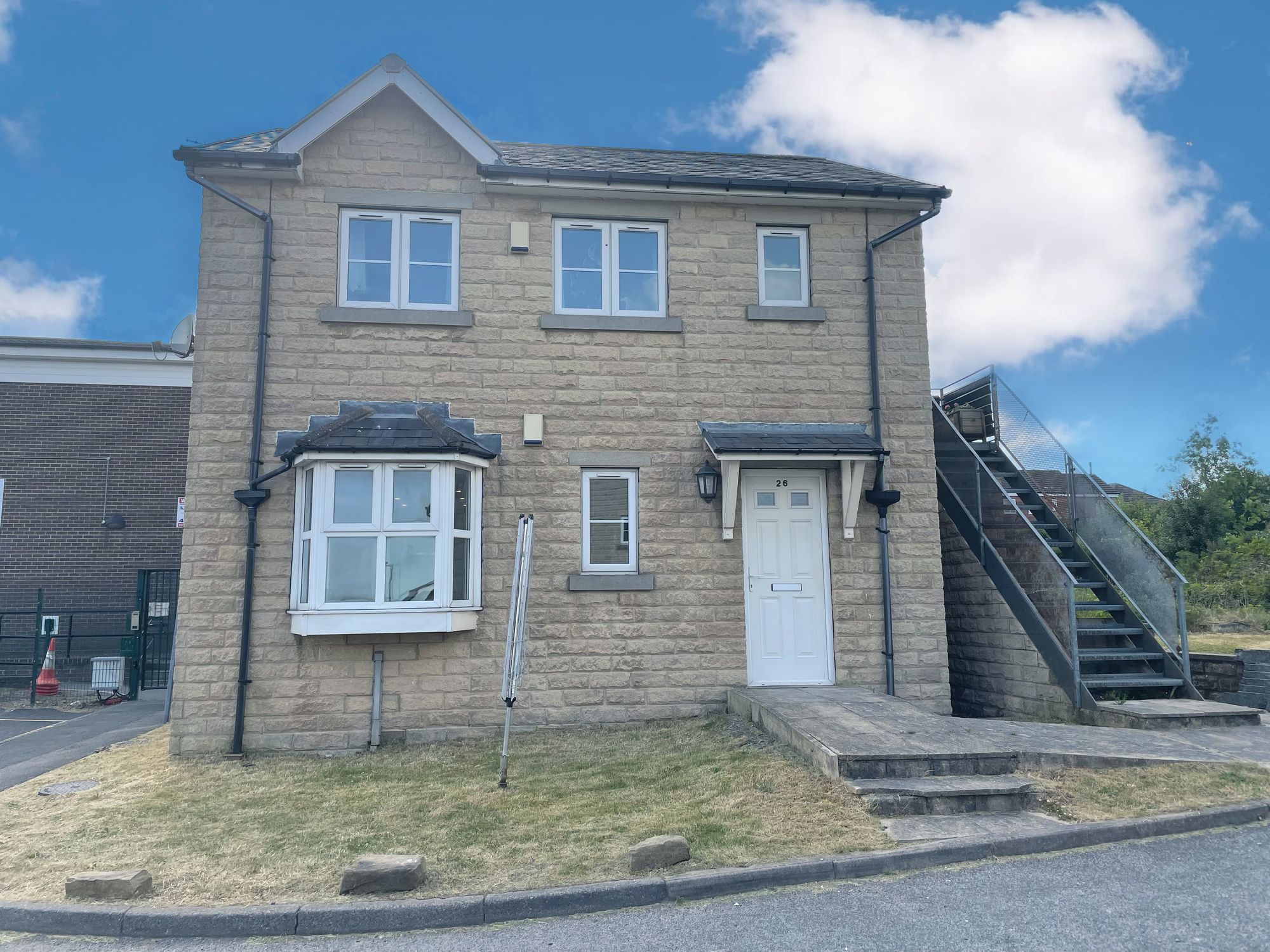 1 bed ground floor flat to rent in Keighley Close, Halifax, HX2 