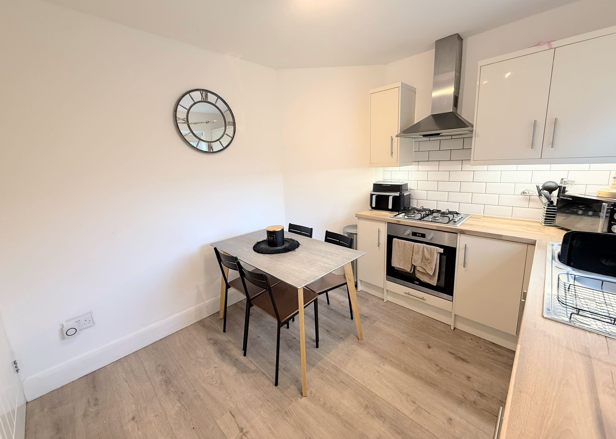 2 bed semi-detached house for sale in Lee Mount Gardens, Halifax 8
