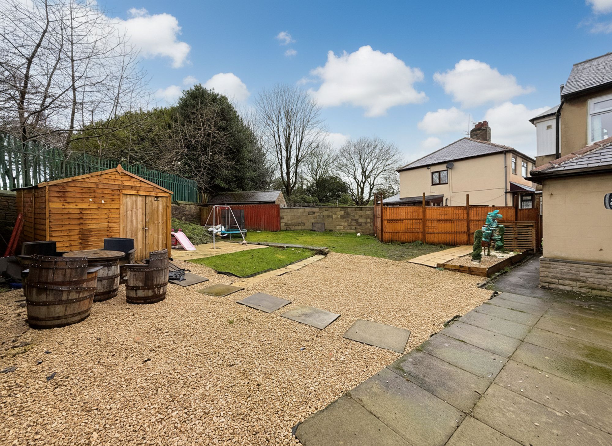 2 bed semi-detached house for sale in Lee Mount Gardens, Halifax 19