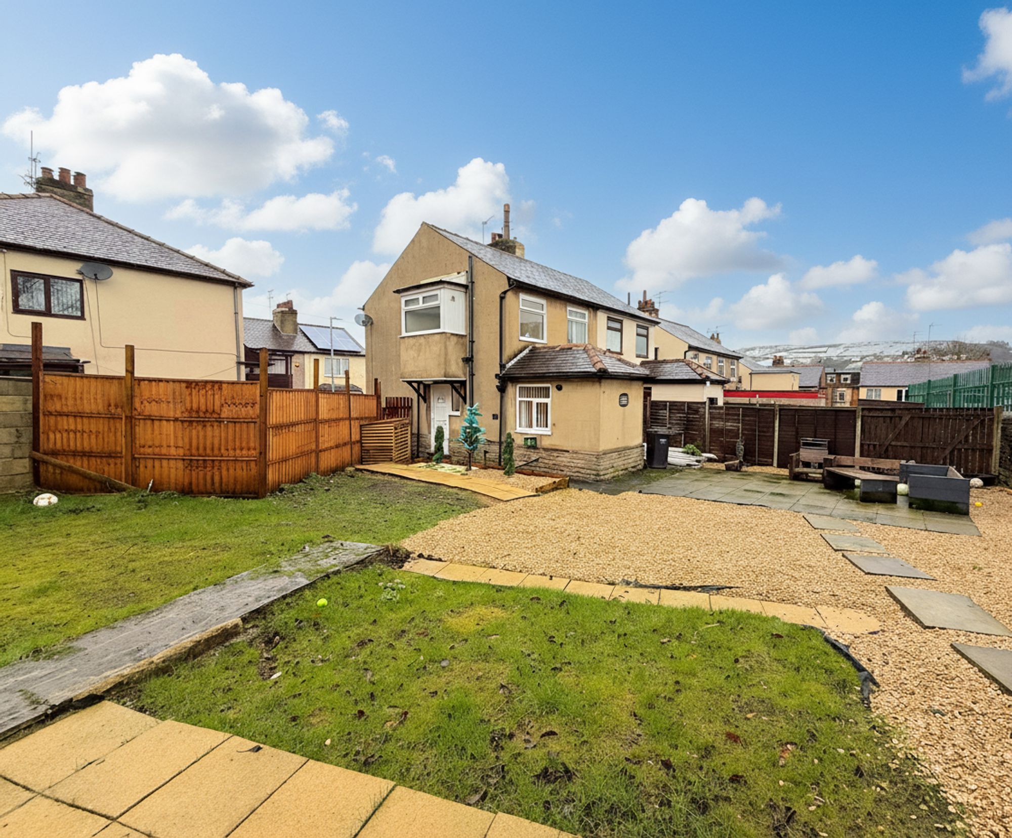 2 bed semi-detached house for sale in Lee Mount Gardens, Halifax - Property Image 1