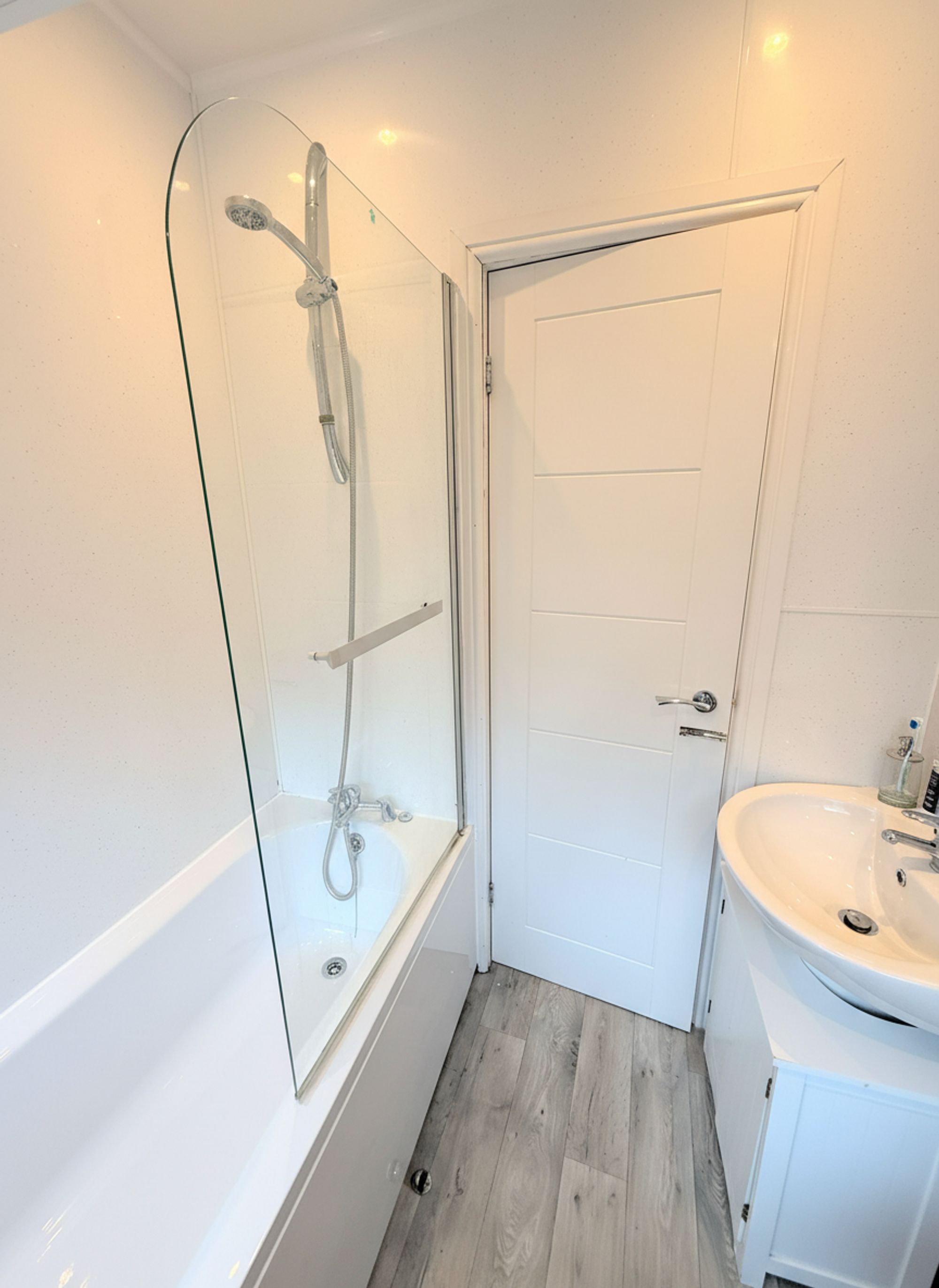 2 bed semi-detached house for sale in Lee Mount Gardens, Halifax  - Property Image 17