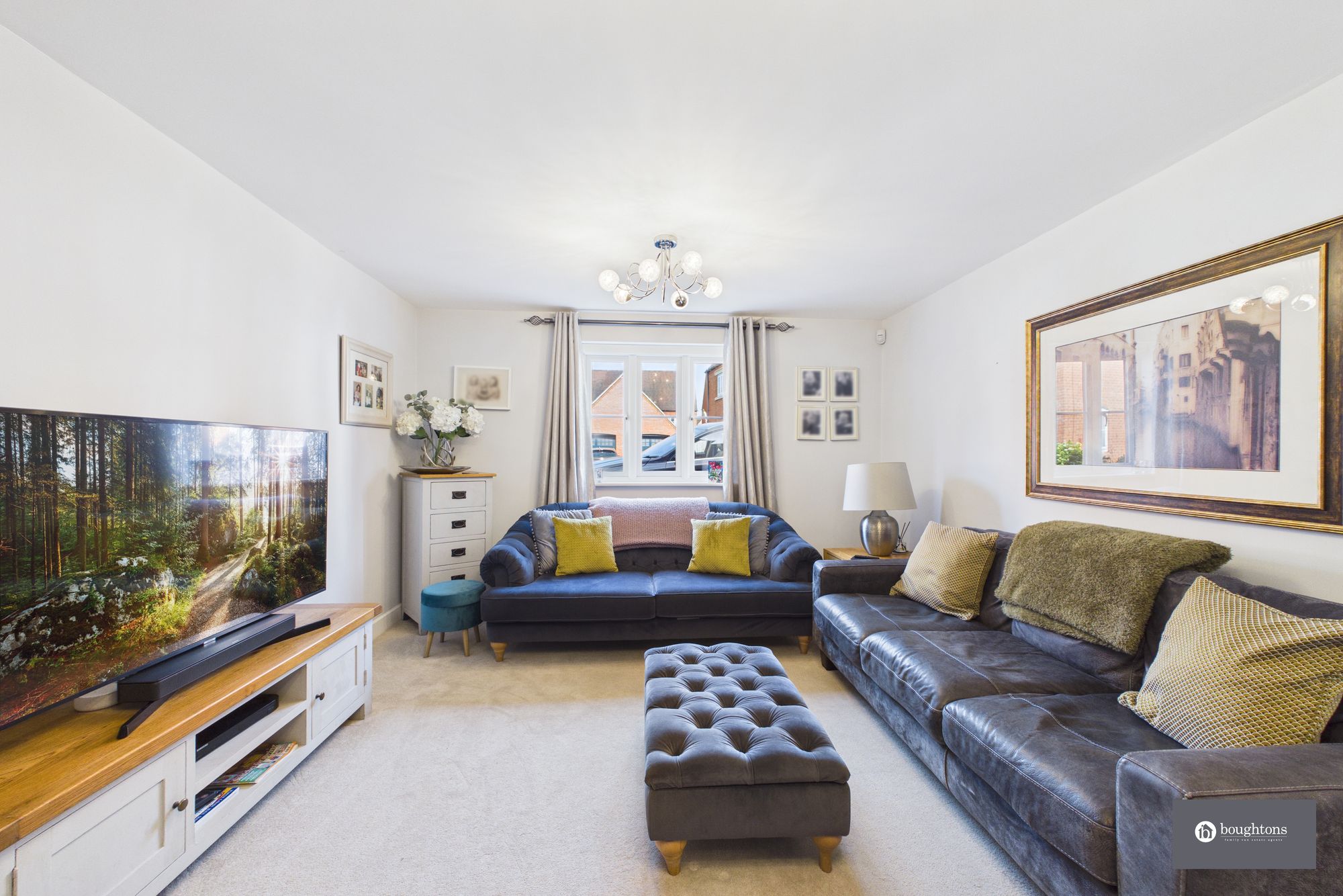 4 bed detached house for sale in Juliet Drive, Brackley, NN13  - Property Image 6