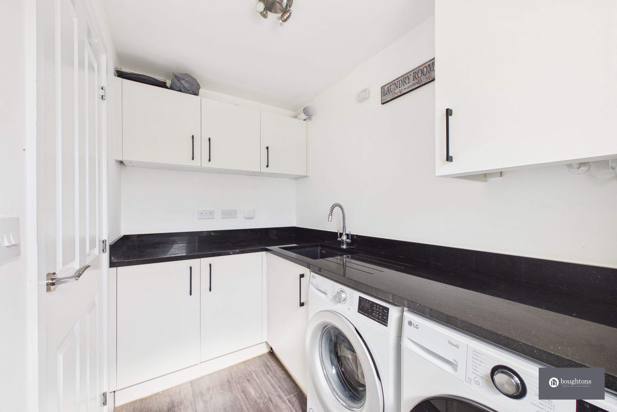 4 bed detached house for sale in Juliet Drive, Brackley, NN13  - Property Image 12