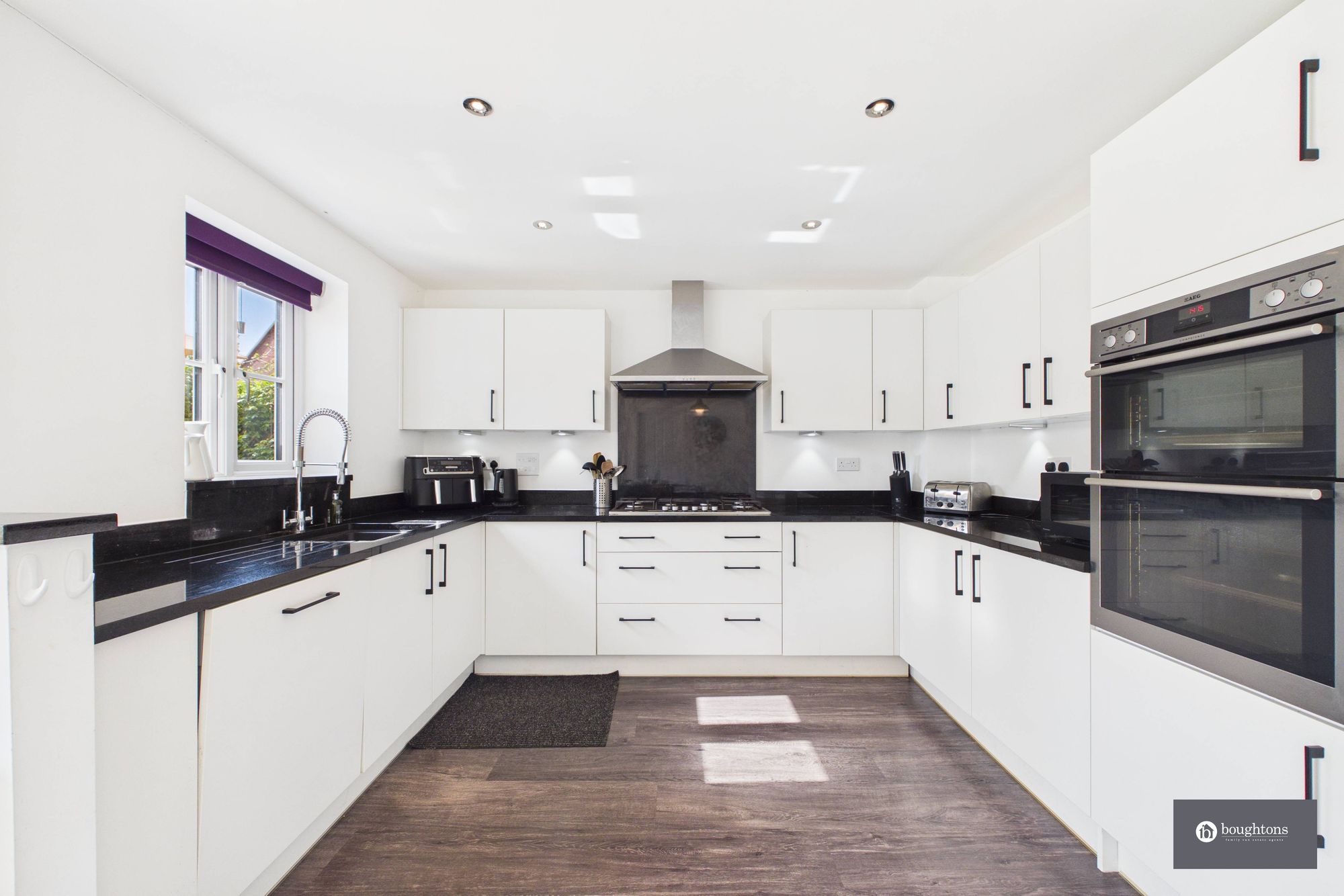 4 bed detached house for sale in Juliet Drive, Brackley, NN13  - Property Image 7