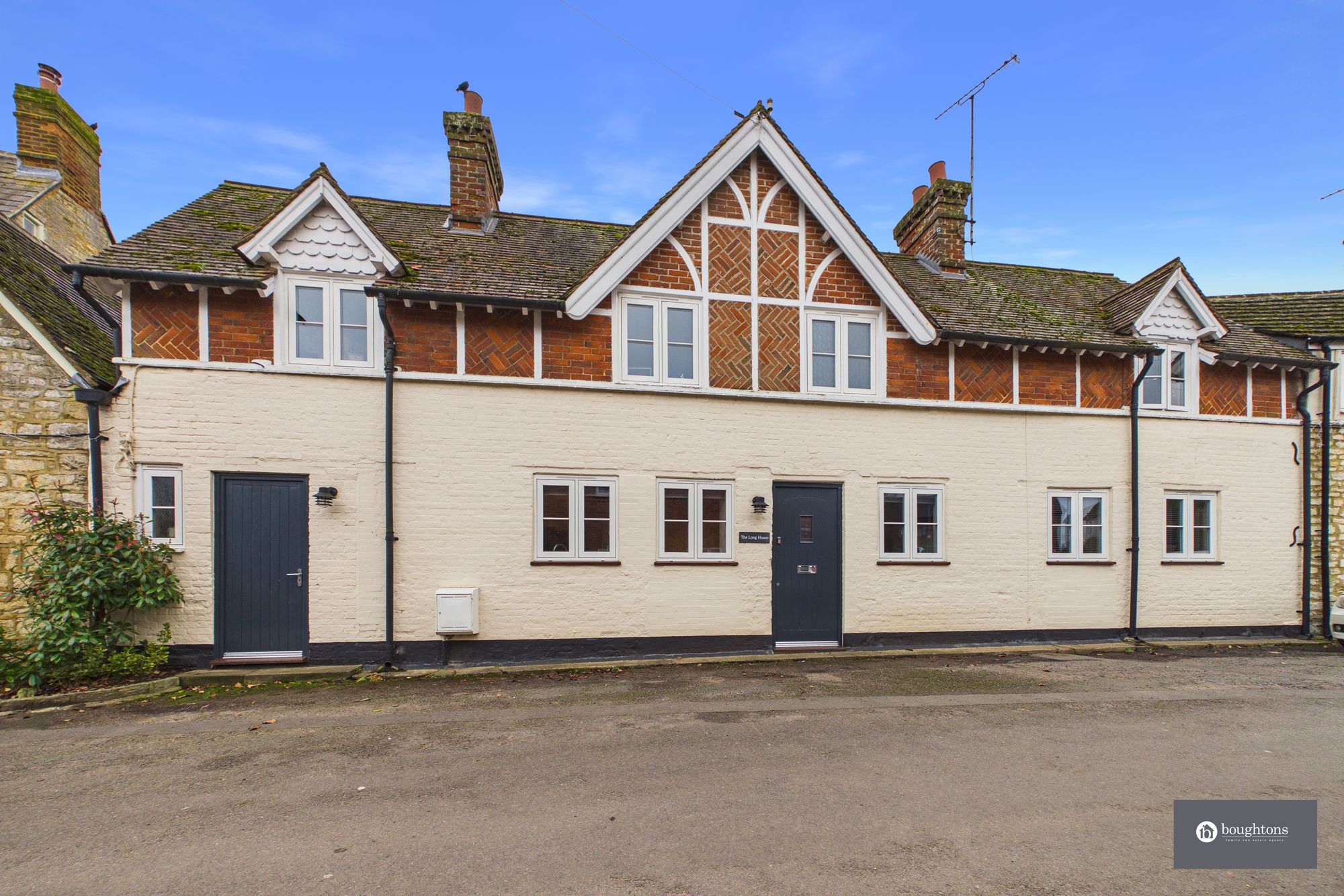 3 bed terraced cottage for sale in Mere Road, Finmere, MK18 - Property Image 1