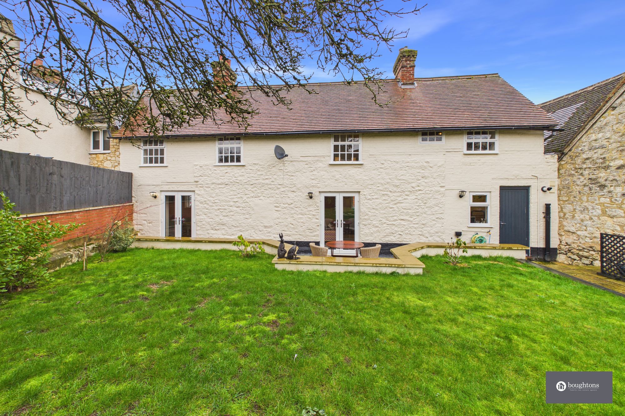 3 bed terraced cottage for sale in Mere Road, Finmere, MK18  - Property Image 2