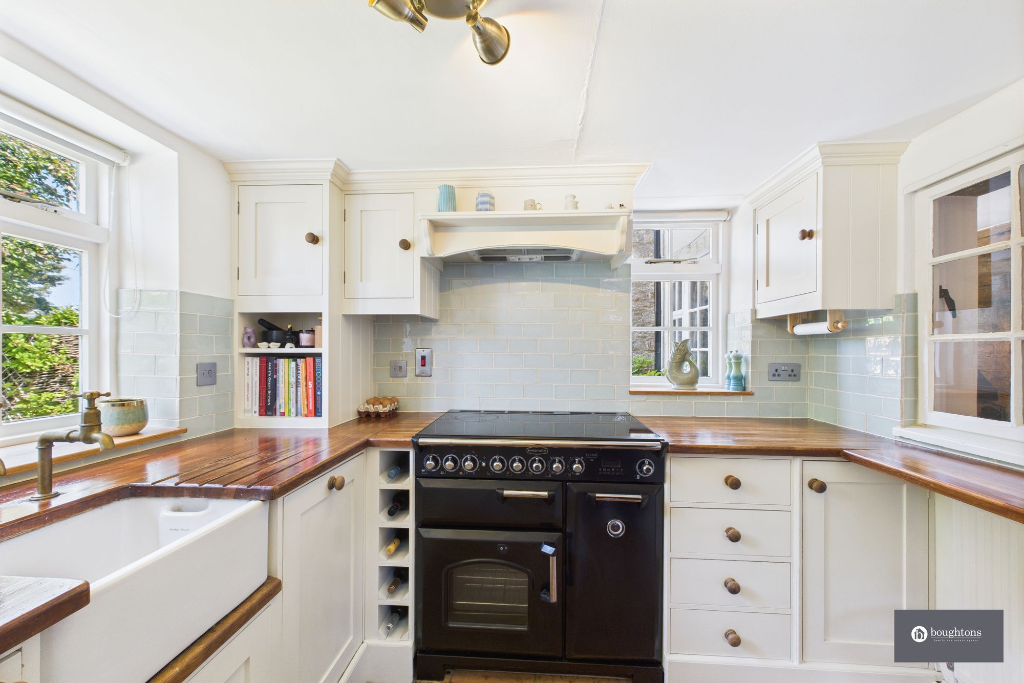 3 bed terraced house for sale in Church Street, Helmdon, NN13  - Property Image 5