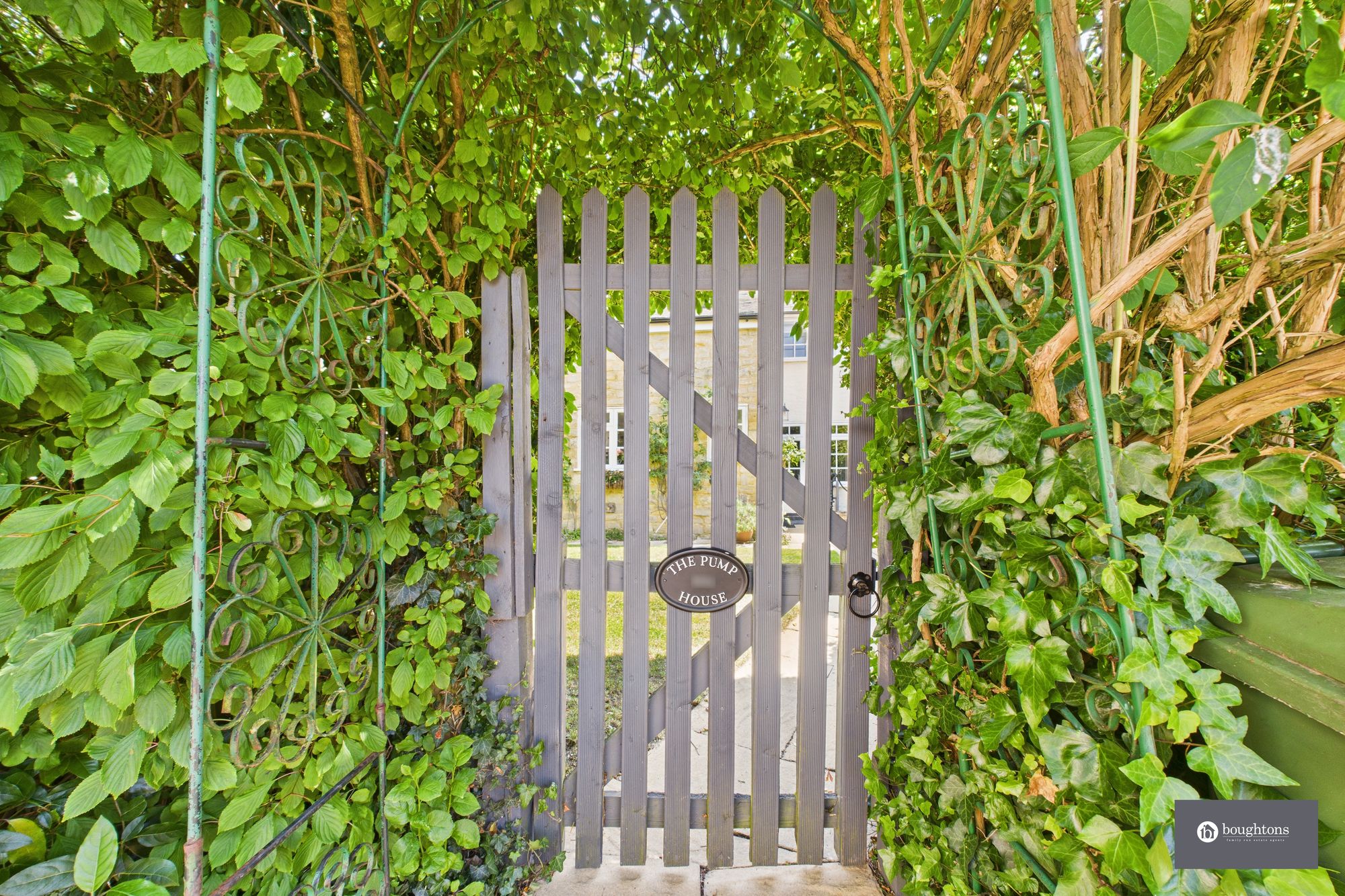 3 bed terraced house for sale in Church Street, Helmdon, NN13  - Property Image 26