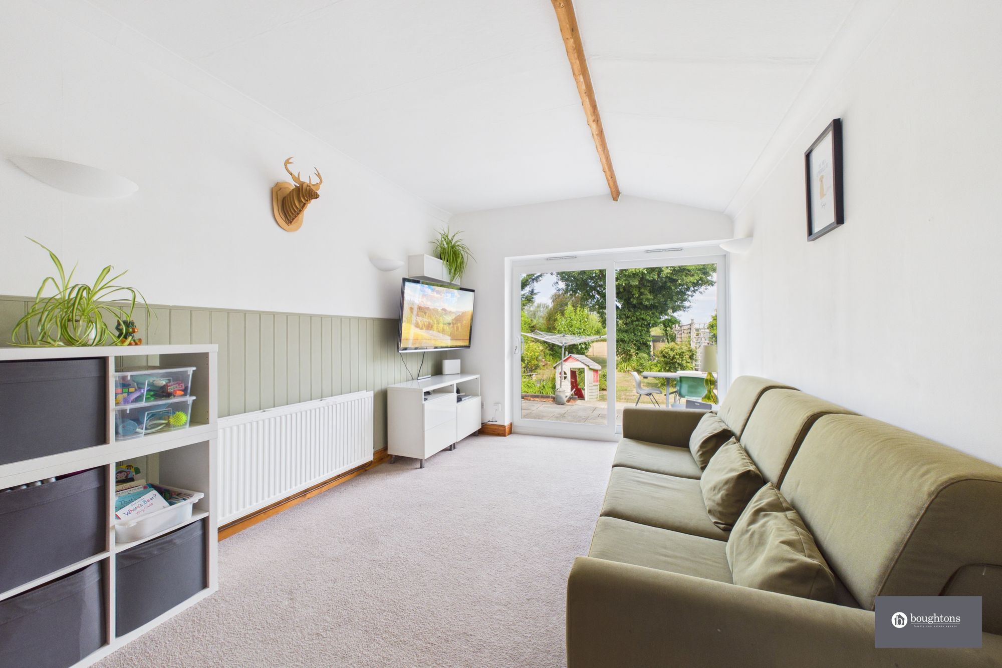 4 bed detached bungalow for sale in North End Road, Steeple Claydon, MK18  - Property Image 10