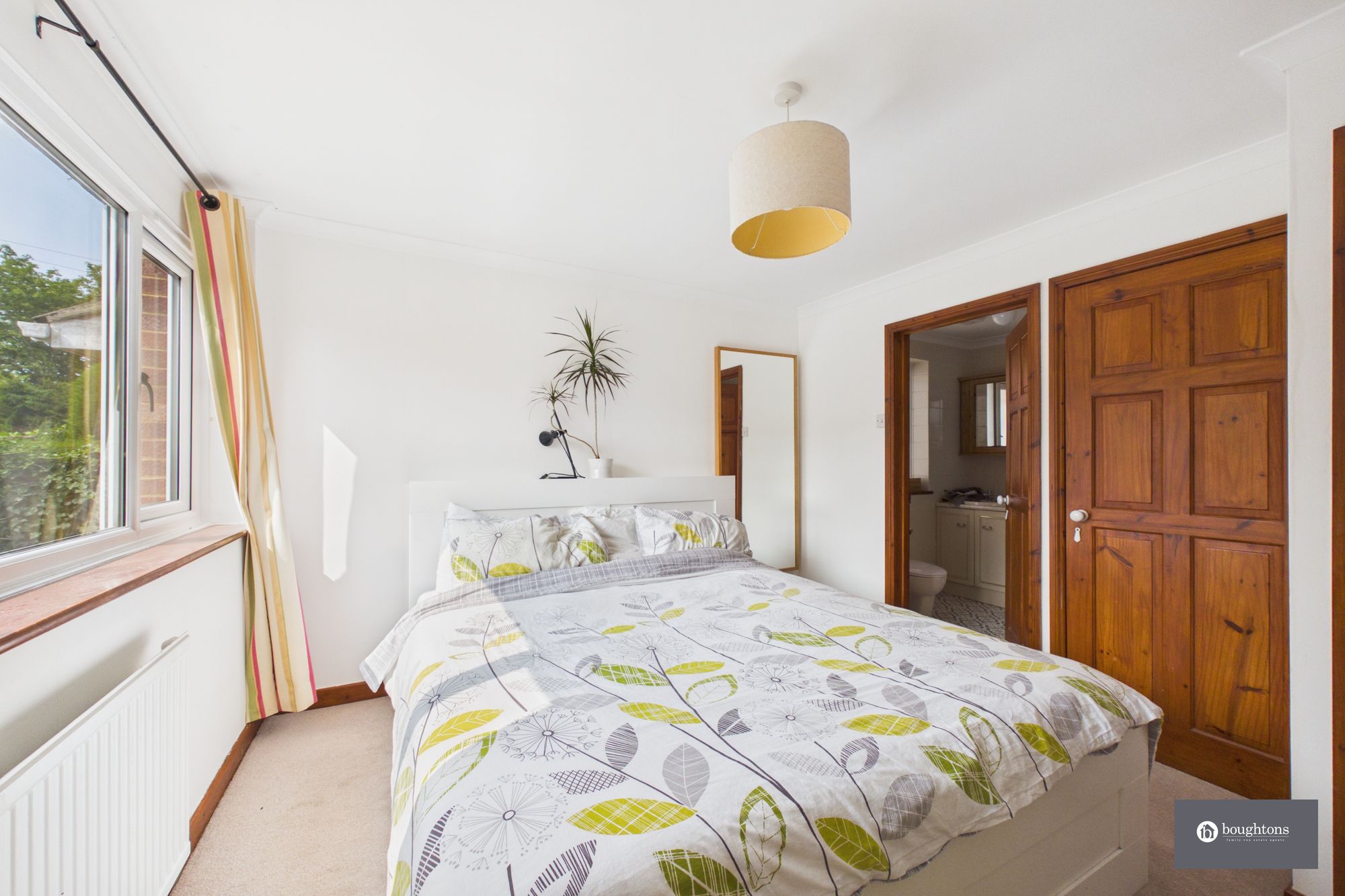 4 bed detached bungalow for sale in North End Road, Steeple Claydon, MK18  - Property Image 11