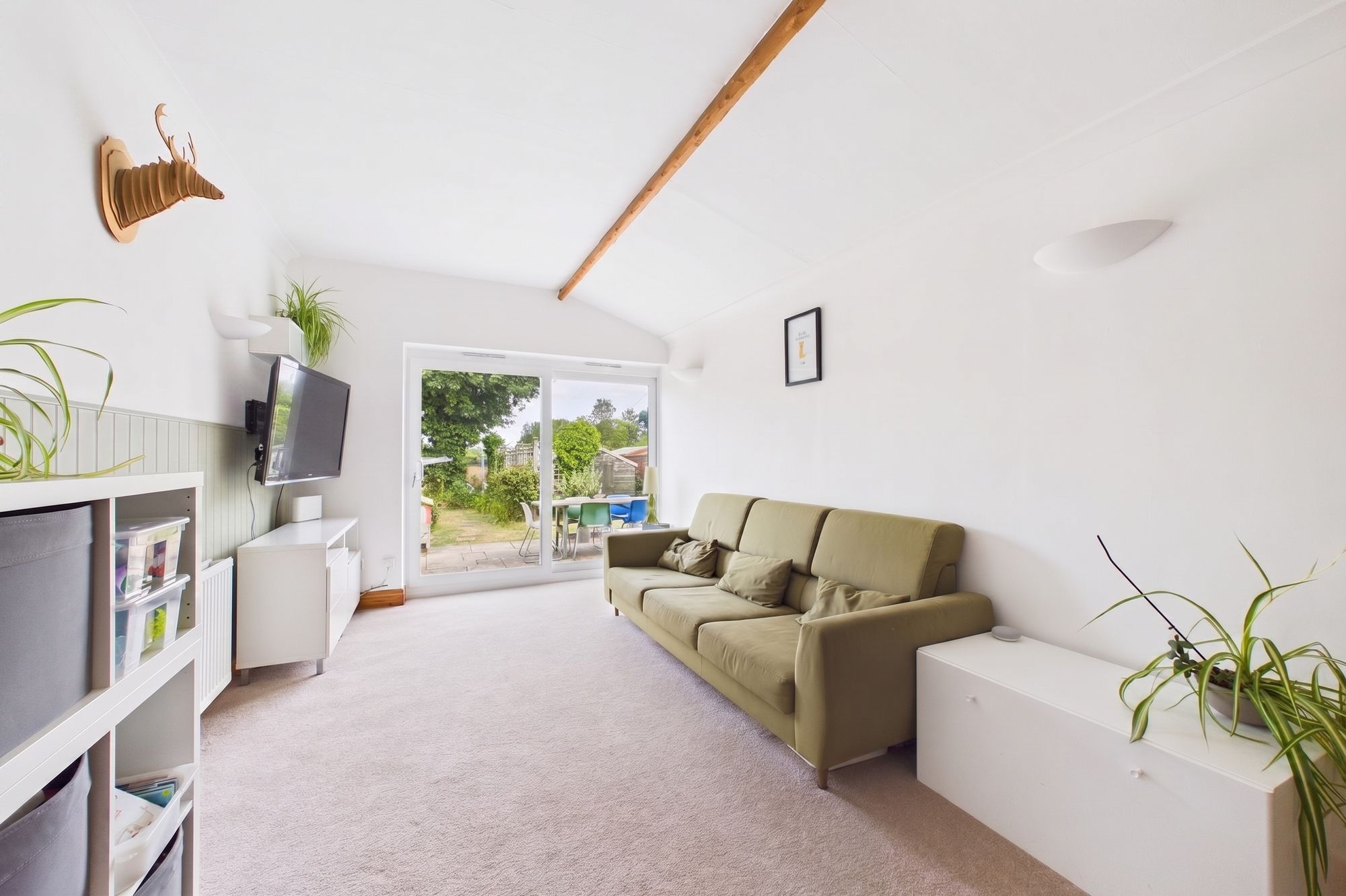 4 bed detached bungalow for sale in North End Road, Steeple Claydon, MK18  - Property Image 9