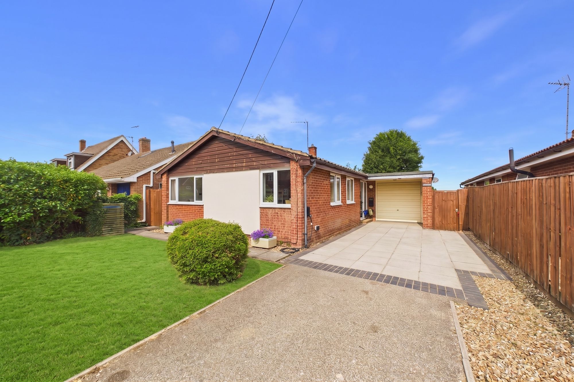 4 bed detached bungalow for sale in North End Road, Steeple Claydon, MK18  - Property Image 28