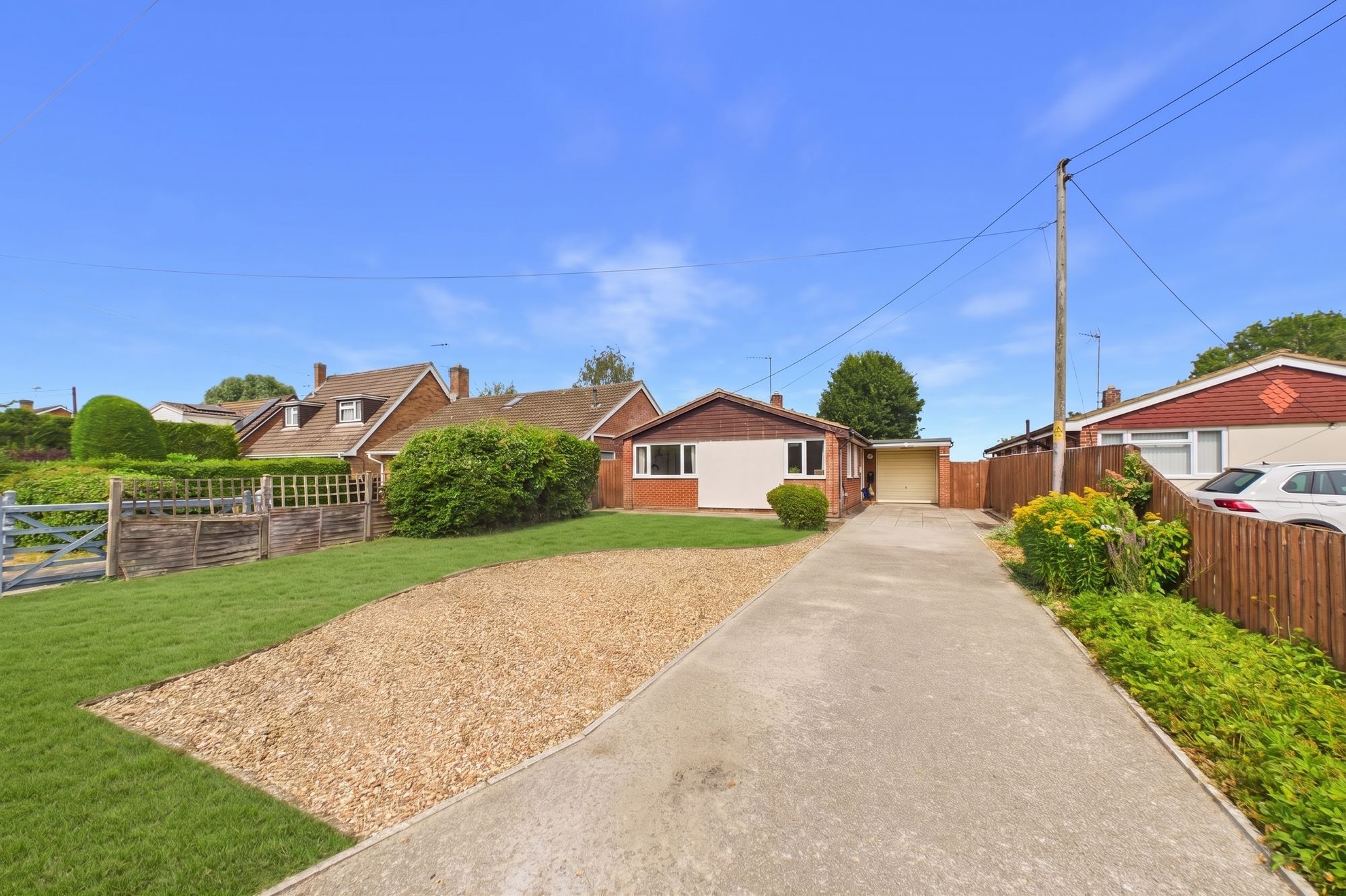 4 bed detached bungalow for sale in North End Road, Steeple Claydon, MK18