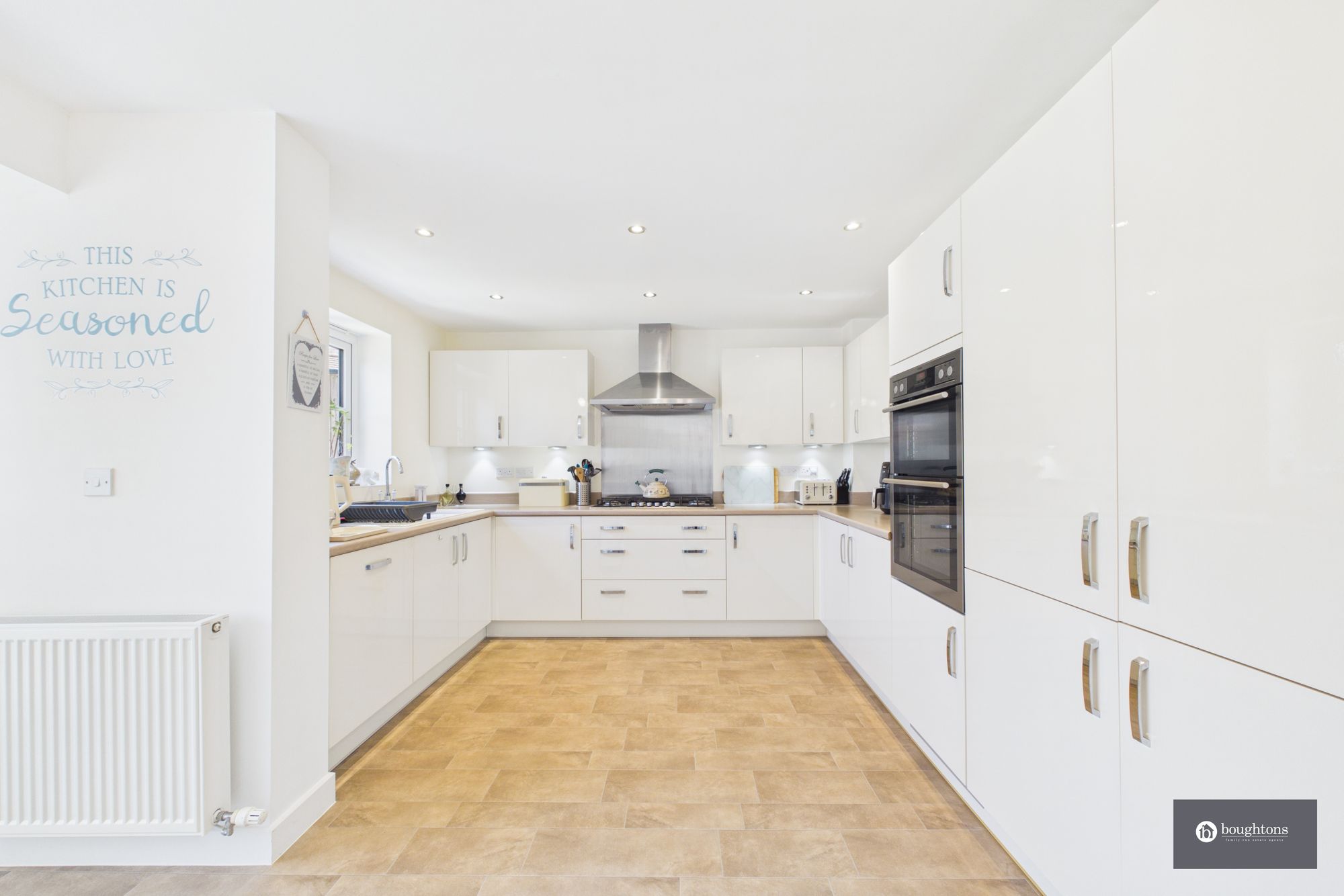 4 bed detached house for sale in Oberon Lane, Brackley, NN13  - Property Image 6