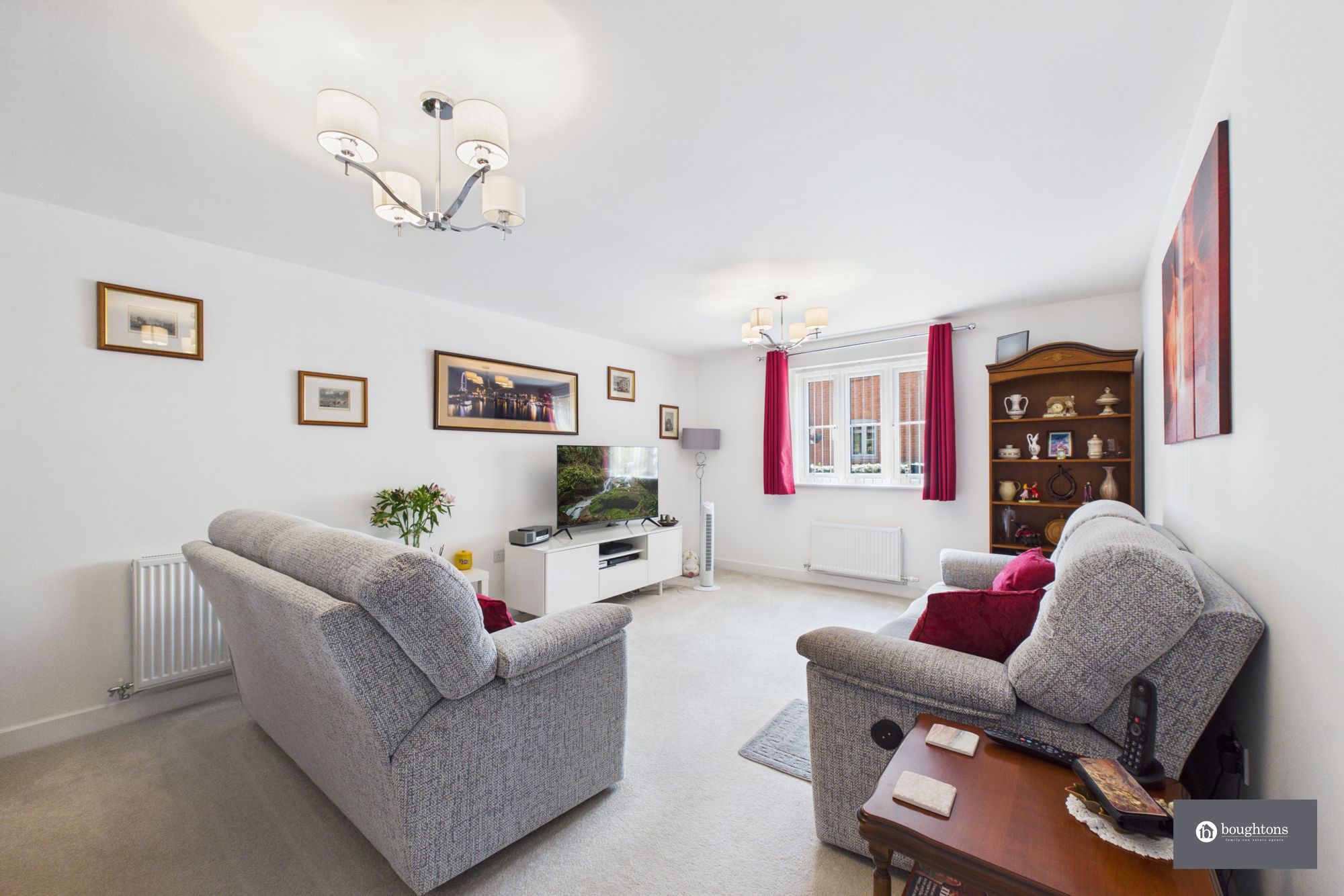 4 bed detached house for sale in Oberon Lane, Brackley, NN13  - Property Image 11