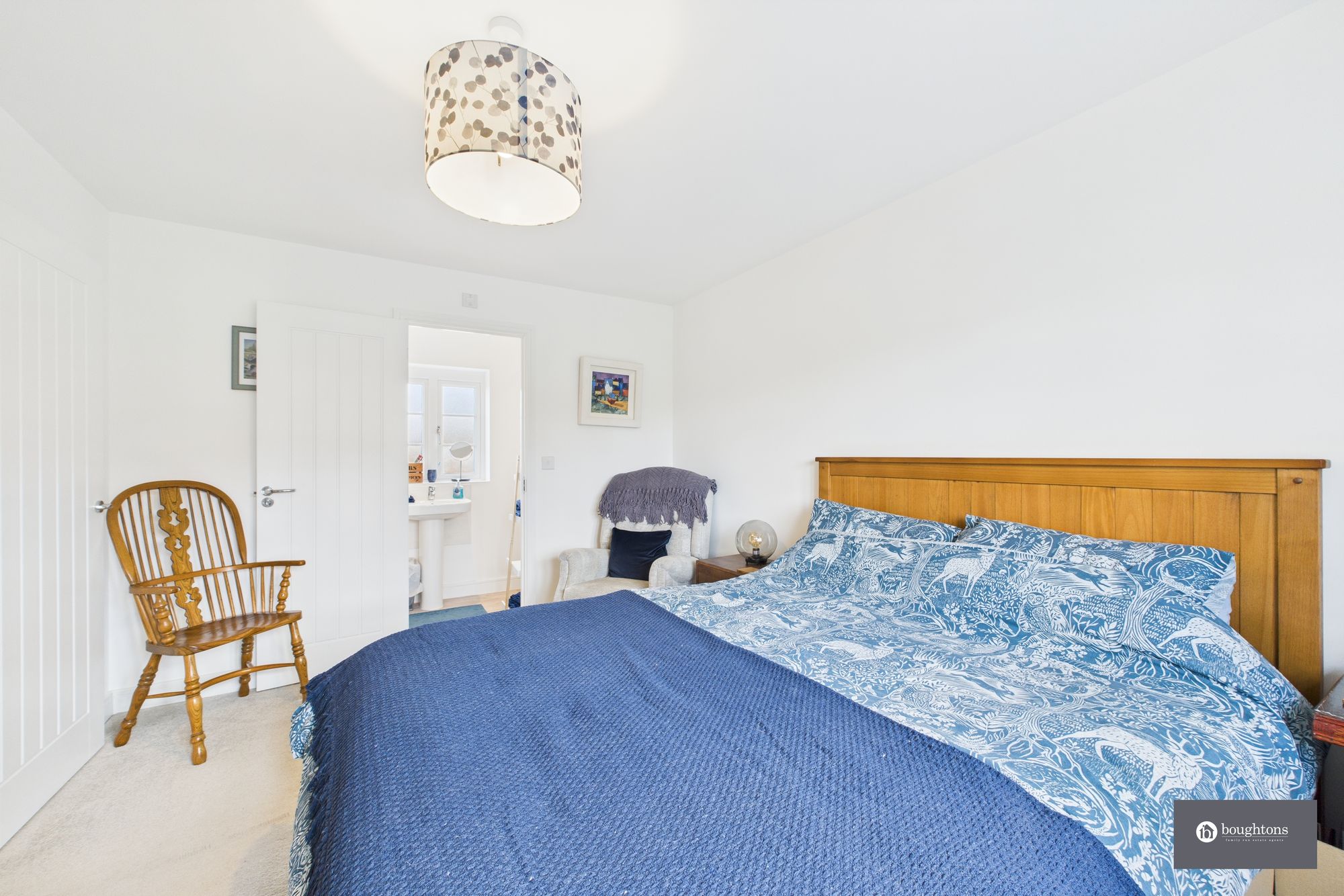 3 bed semi-detached house for sale in Marne Way, Brackley, NN13  - Property Image 10