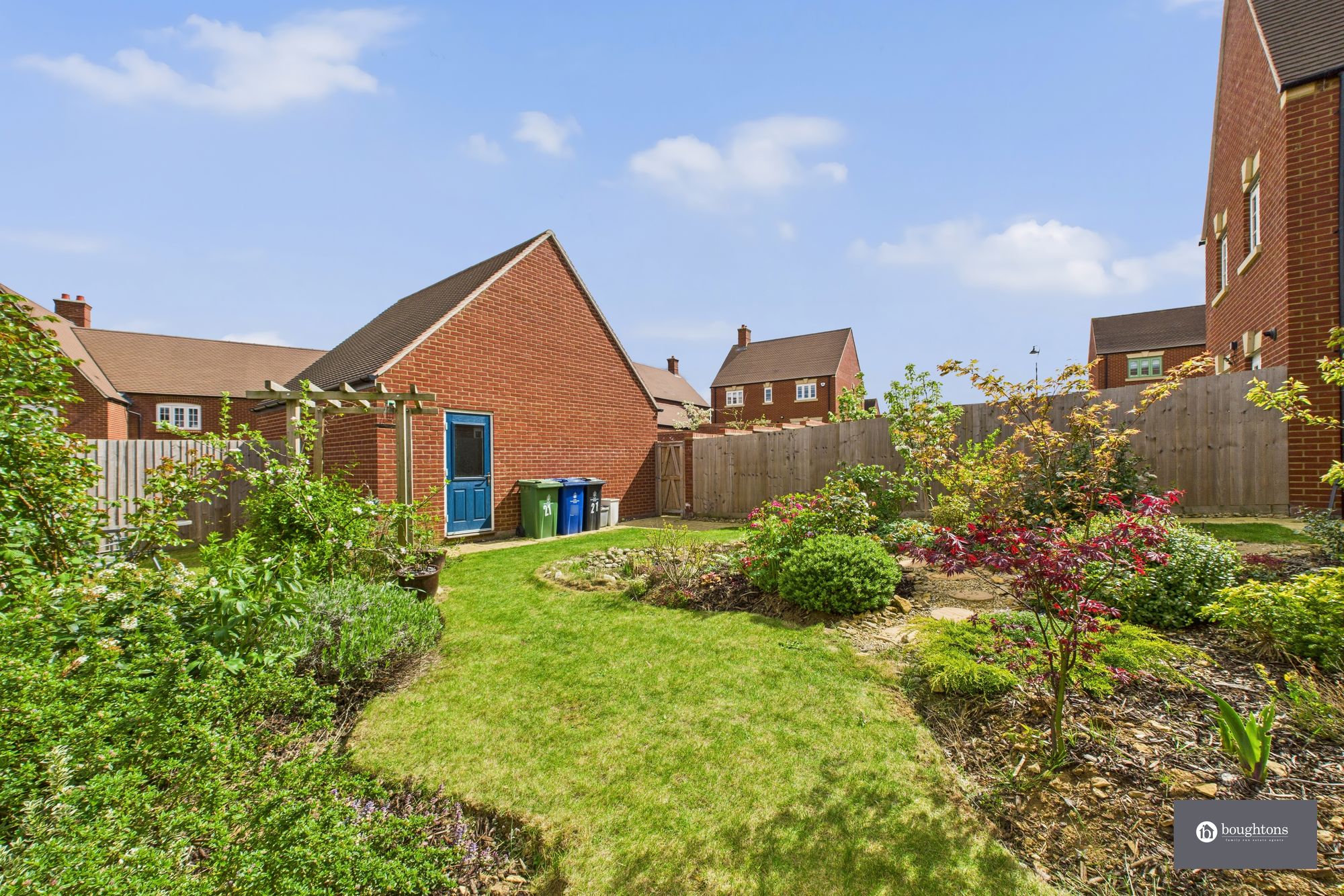 3 bed semi-detached house for sale in Marne Way, Brackley, NN13  - Property Image 21