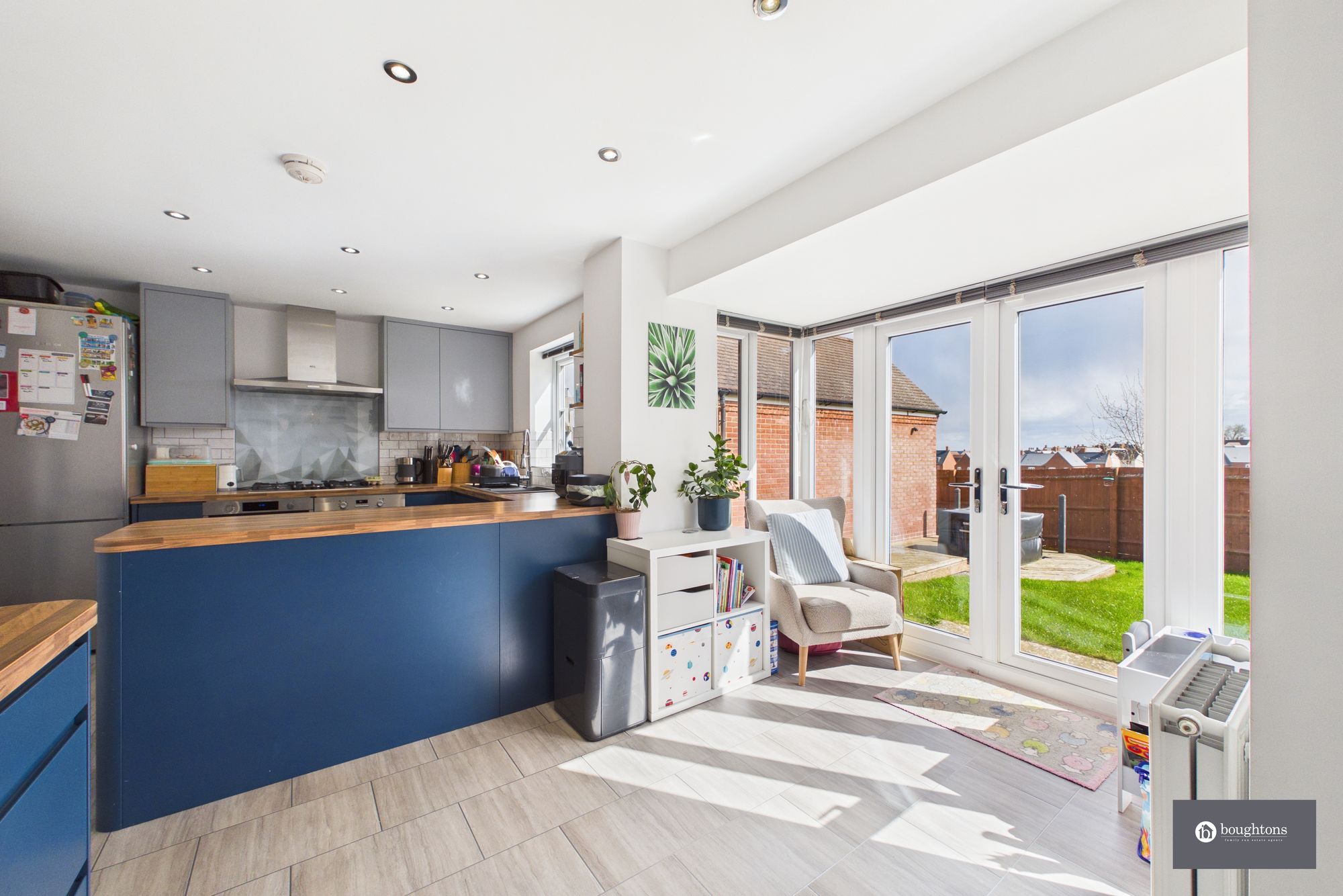 4 bed detached house for sale in Desdemona Way, Brackley, NN13  - Property Image 10