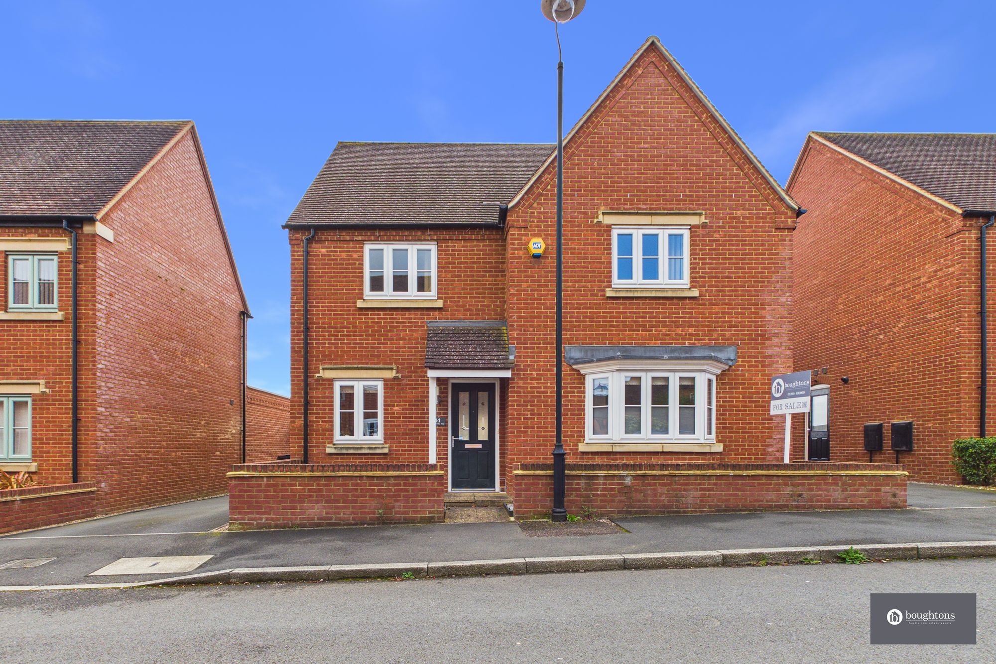 4 bed detached house for sale in Desdemona Way, Brackley, NN13