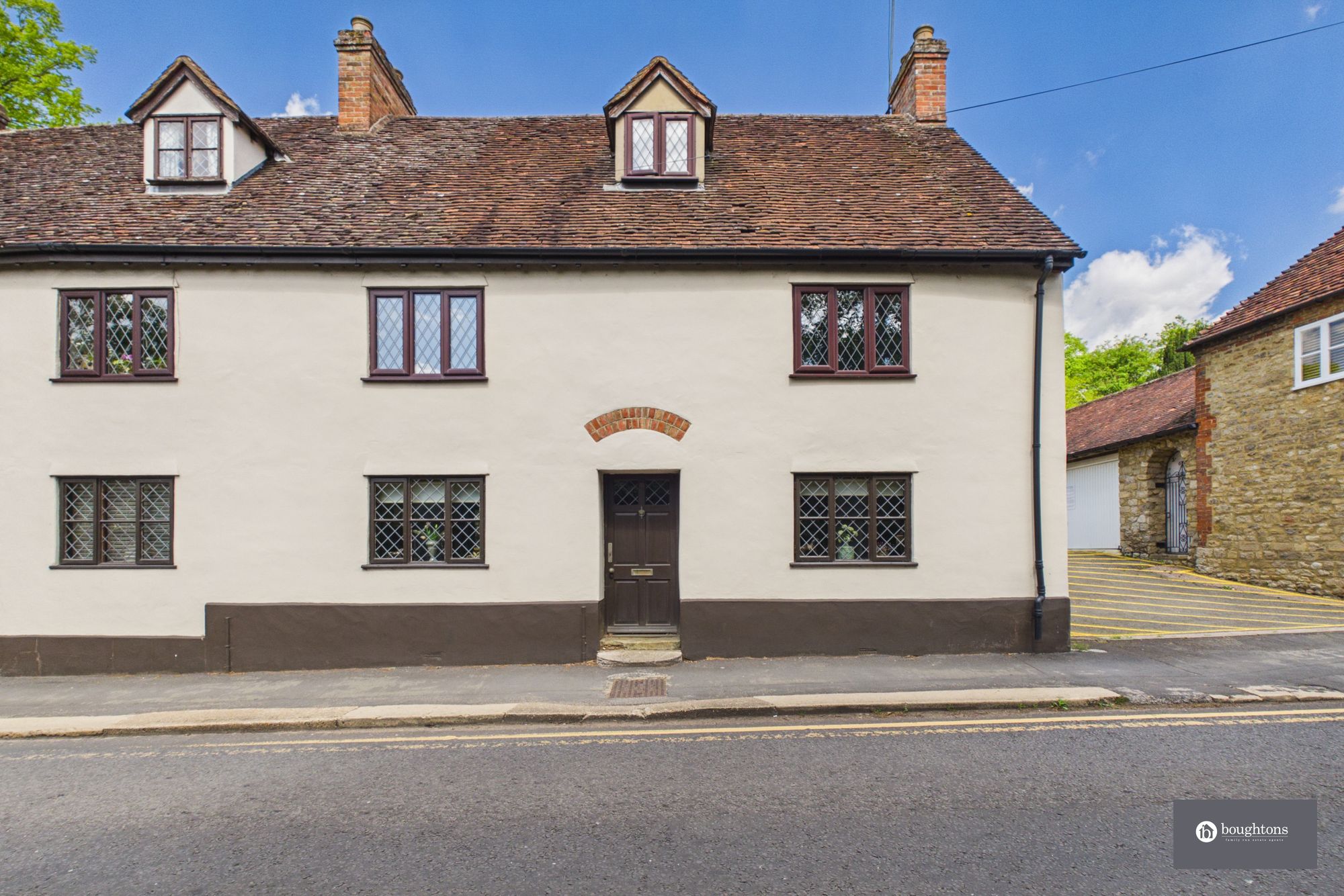 5 bed semi-detached house for sale in West Street, Buckingham, MK18  - Property Image 29