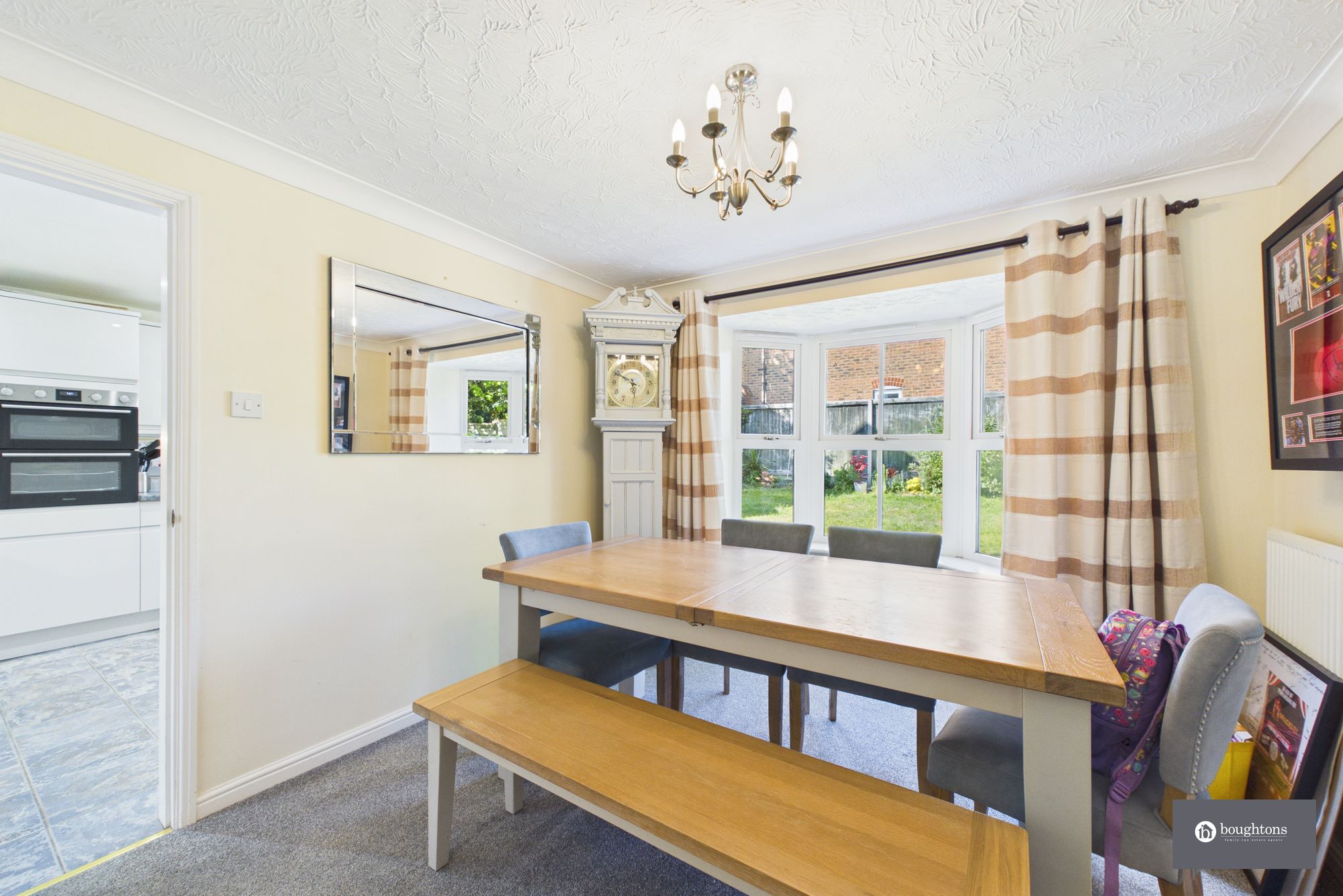 4 bed detached house for sale in Swift Way, Brackley, NN13  - Property Image 5