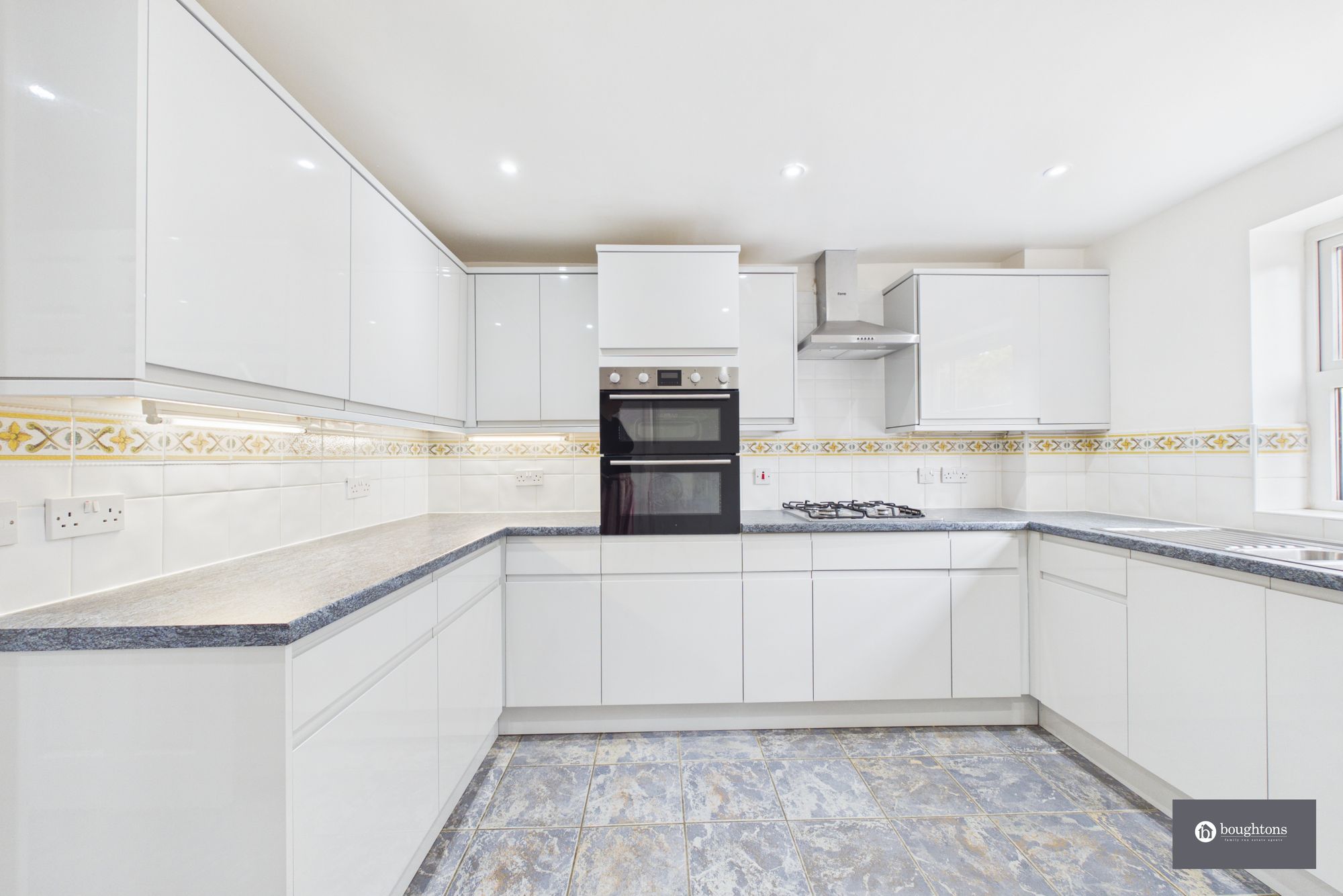 4 bed detached house for sale in Swift Way, Brackley, NN13  - Property Image 8