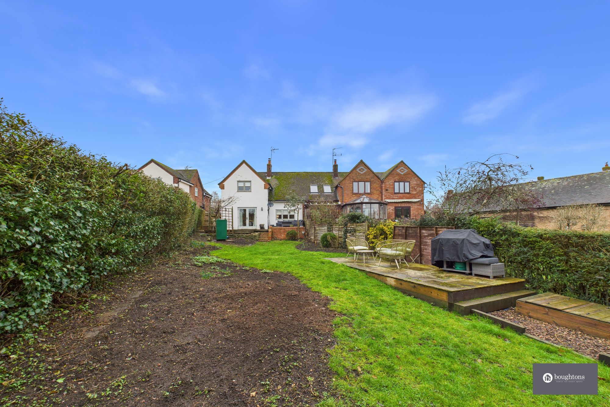 3 bed semi-detached house for sale in High Street, Shutlanger, NN12  - Property Image 24