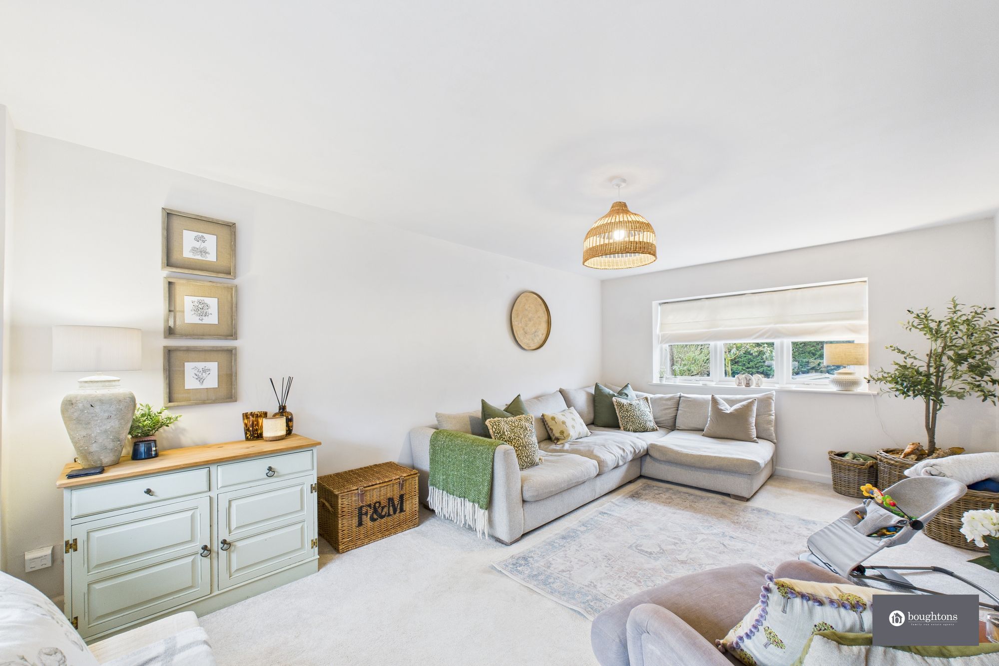 3 bed semi-detached house for sale in High Street, Shutlanger, NN12  - Property Image 5