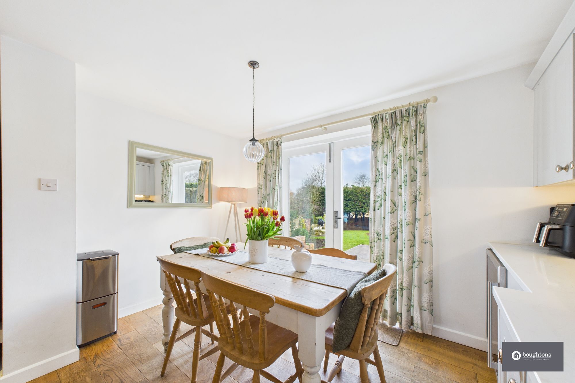 3 bed semi-detached house for sale in High Street, Shutlanger, NN12  - Property Image 10