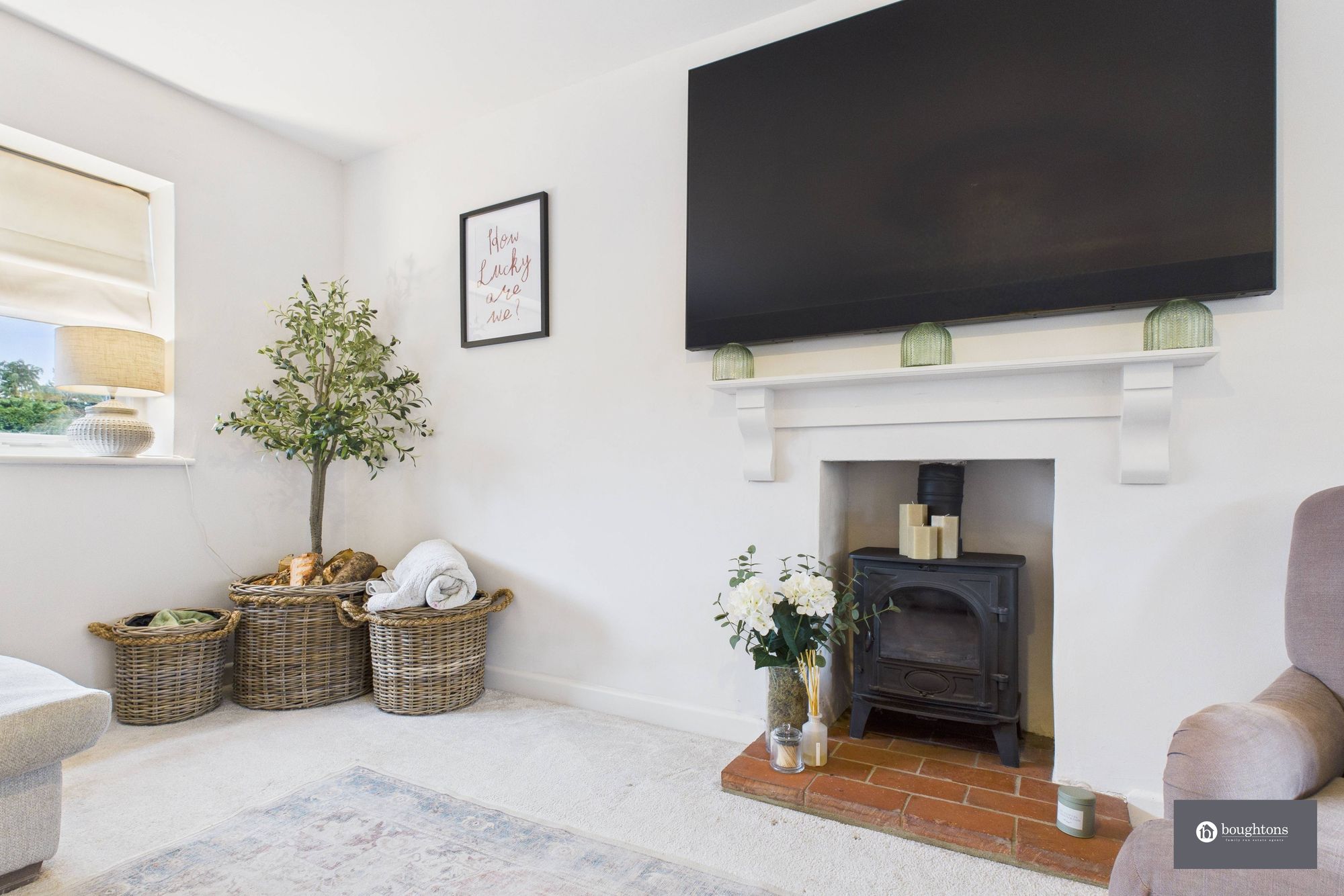 3 bed semi-detached house for sale in High Street, Shutlanger, NN12  - Property Image 4