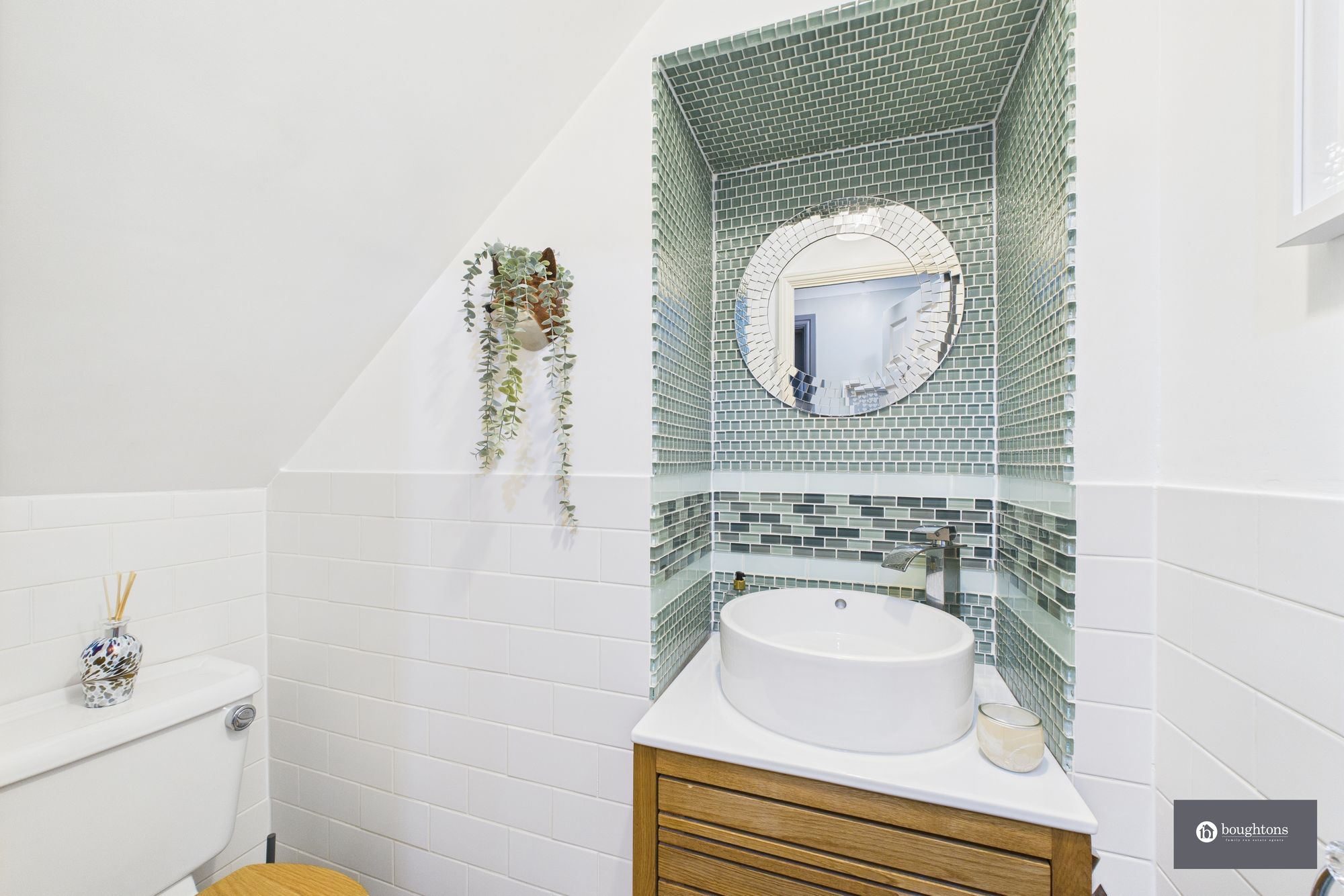 4 bed detached house for sale in Robin Ride, Brackley, NN13  - Property Image 14