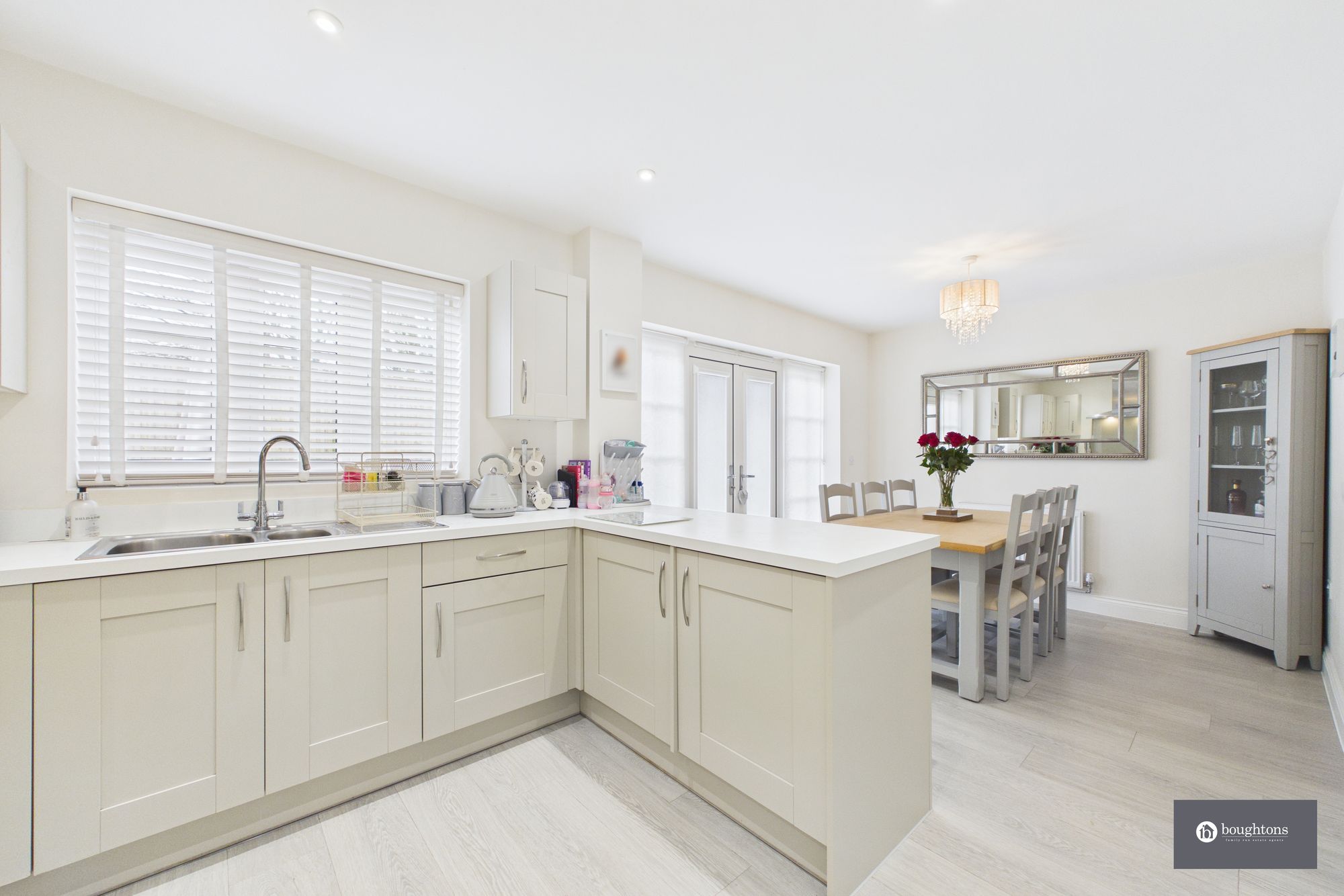 4 bed detached house for sale in Field View, Brackley, NN13  - Property Image 8