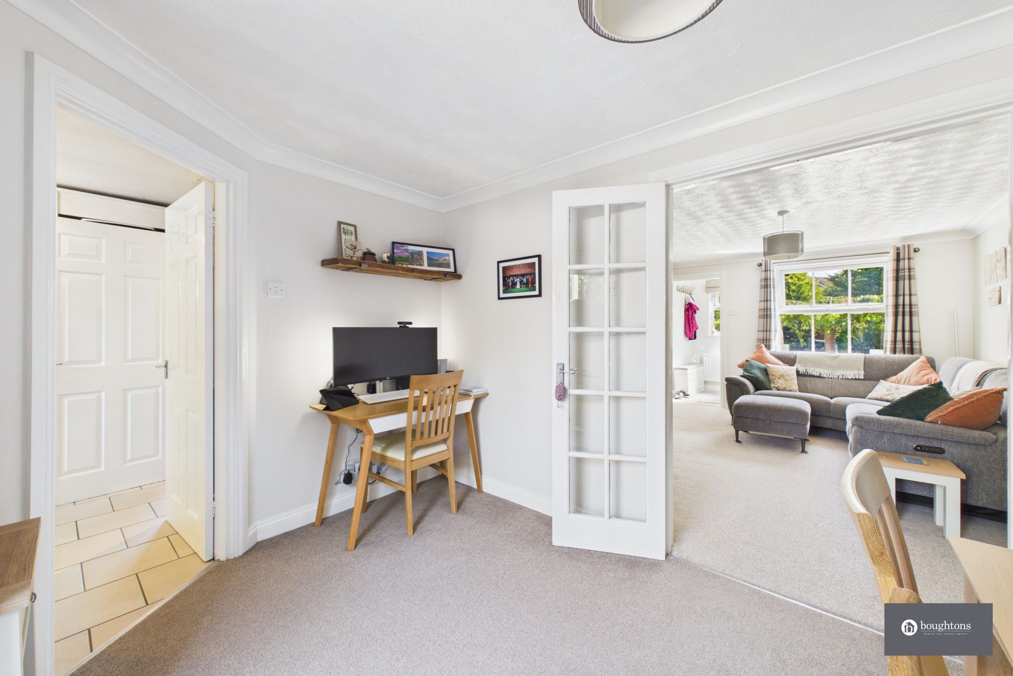 3 bed detached house for sale in Harris Close, Brackley, NN13  - Property Image 9