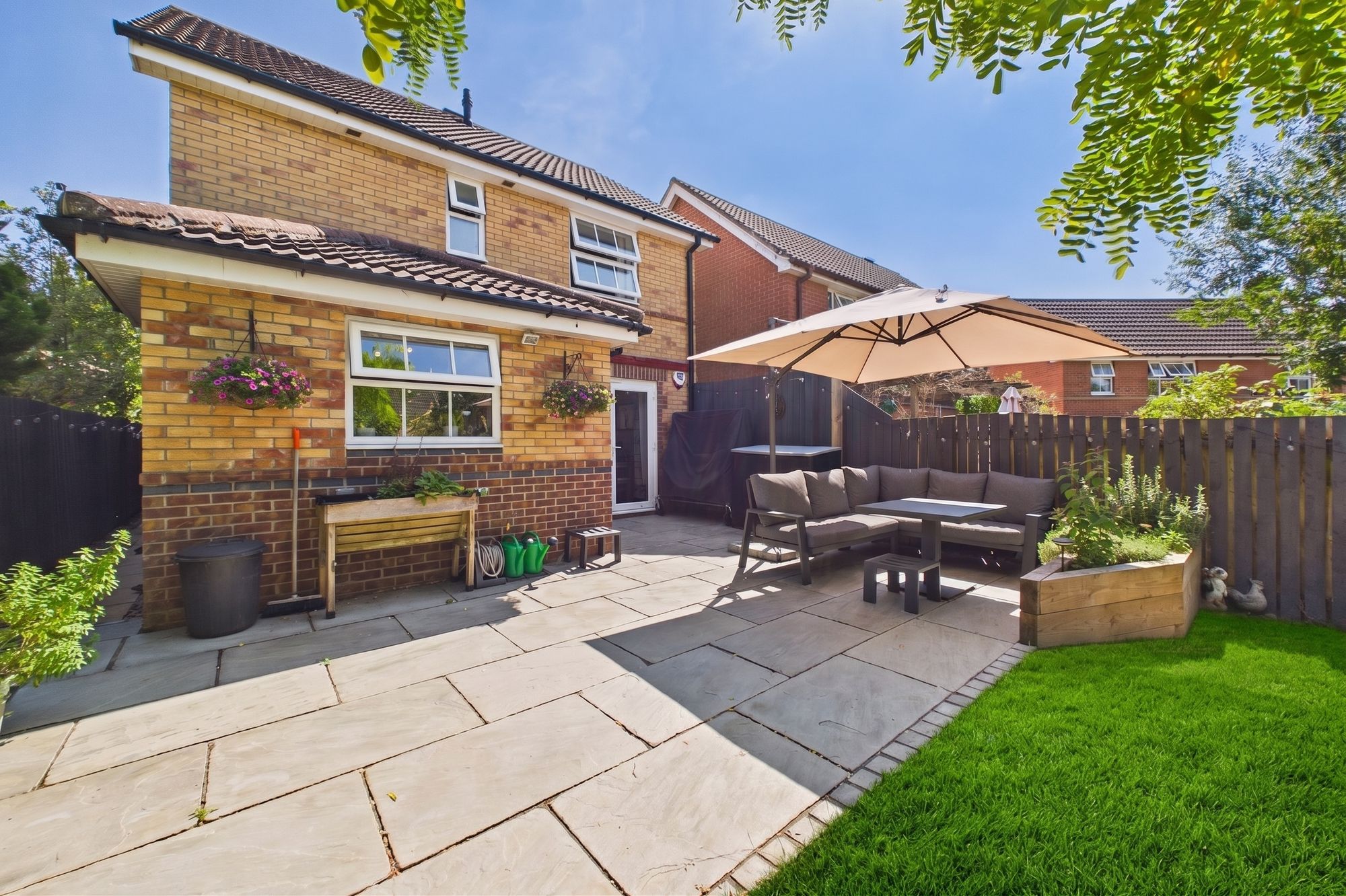 3 bed detached house for sale in Harris Close, Brackley, NN13  - Property Image 19