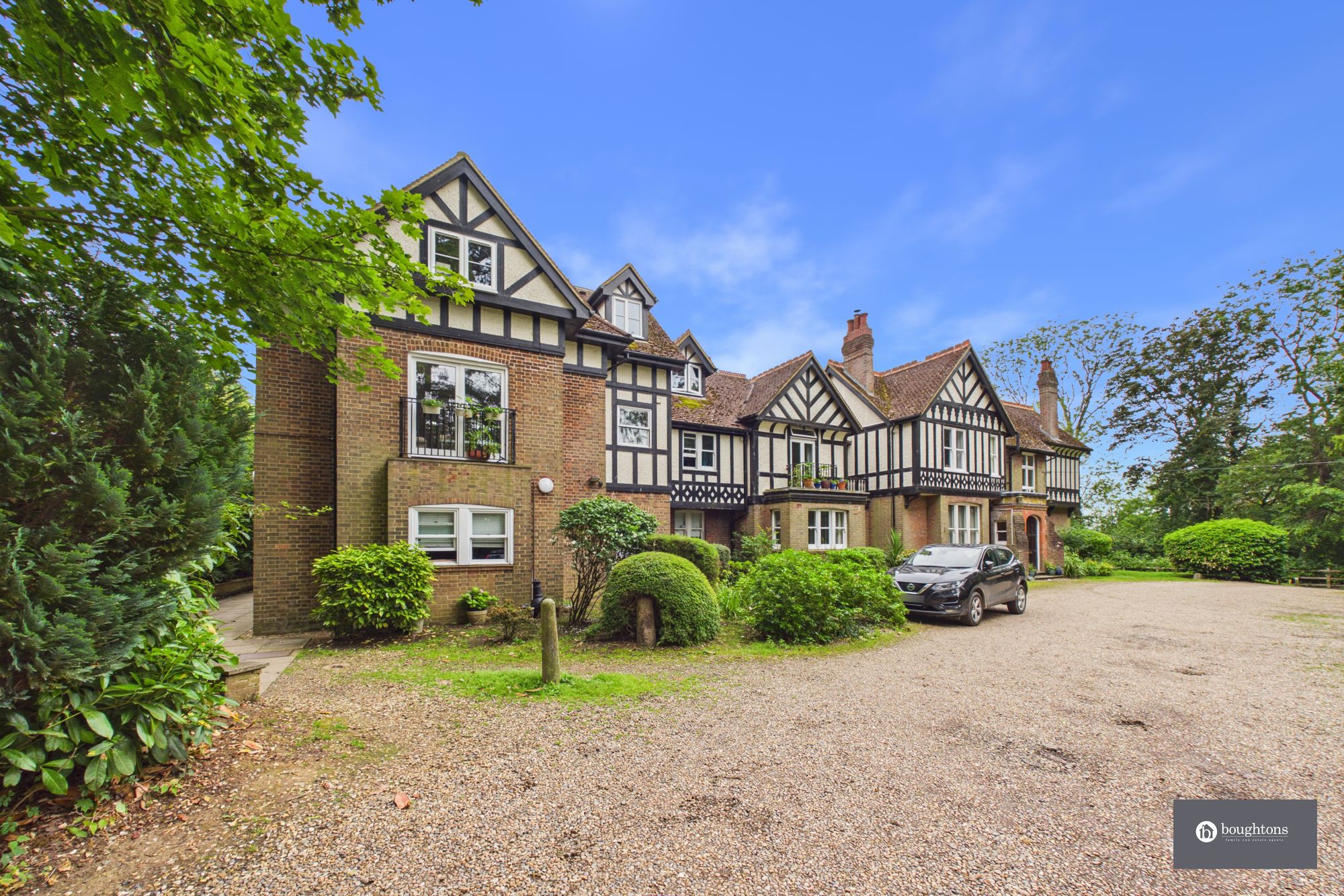 2 bed flat for sale in Buckingham Road, Winslow, MK18 - Property Image 1