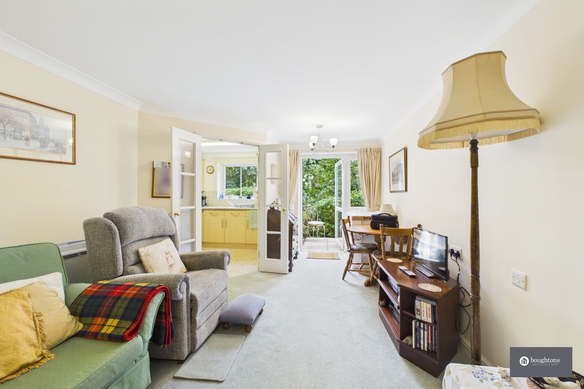 1 bed flat for sale in Buckingham Road, St. Rumbolds Court Buckingham Road, NN13  - Property Image 6