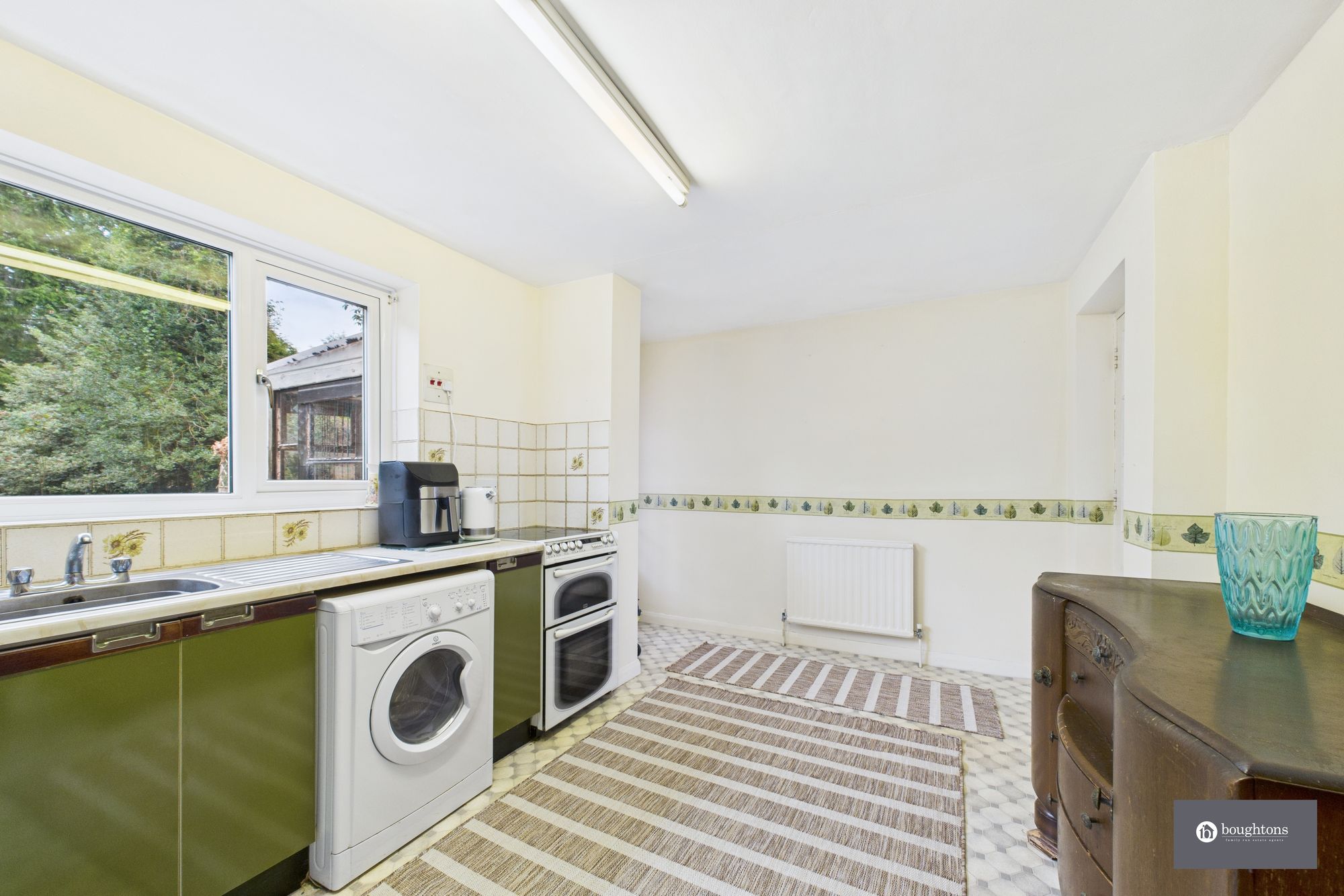 4 bed detached house for sale in Church Street, Helmdon, NN13  - Property Image 6