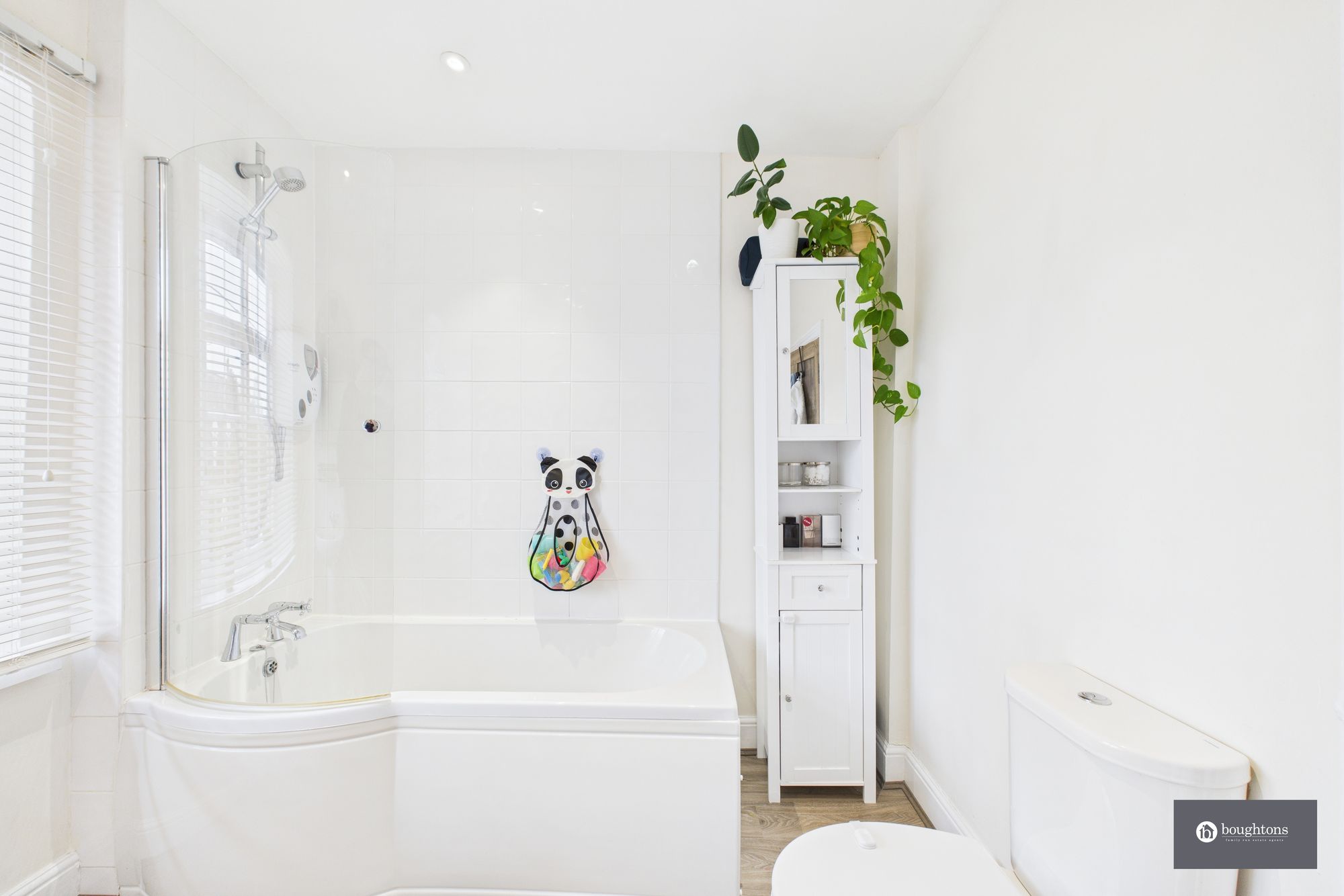 3 bed detached house for sale in High Street, Whittlebury, NN12  - Property Image 18